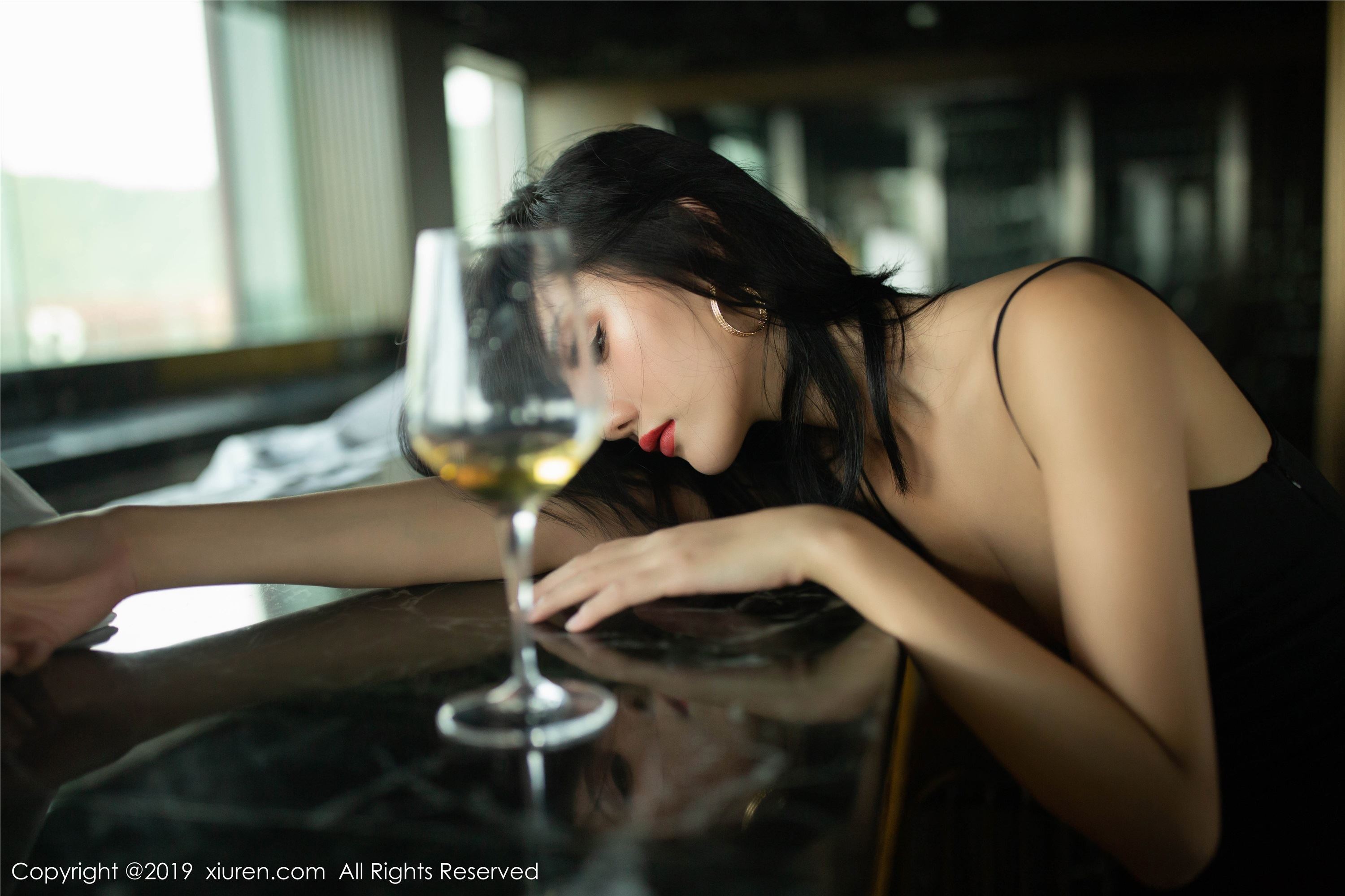 XiuRen秀人网o.1739期就是阿朱啊-秀人网