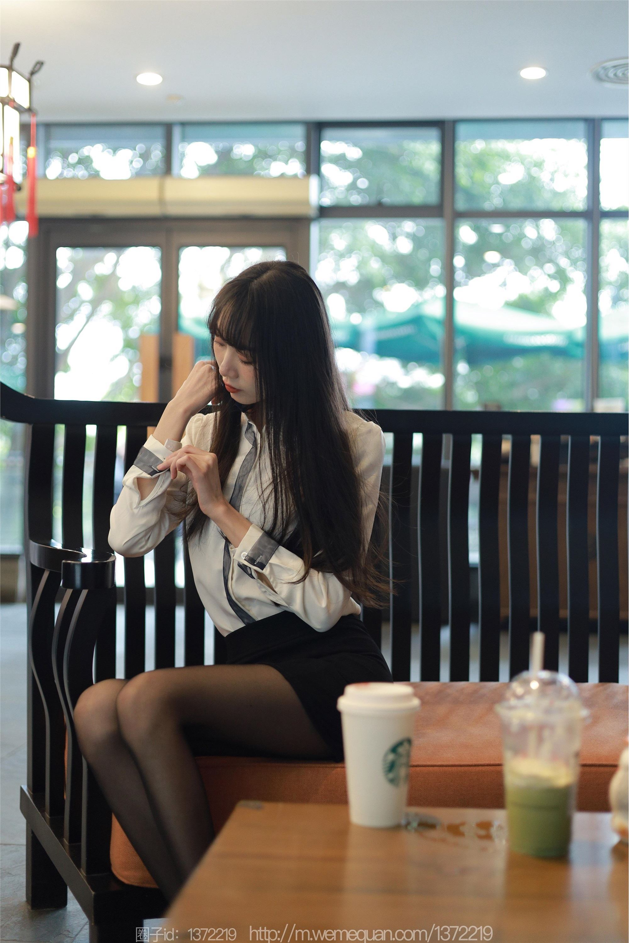 图片[21]-IESS异思趣向期期2023.02.14期丝享家期1361期团团《美腿下午茶》-套图网