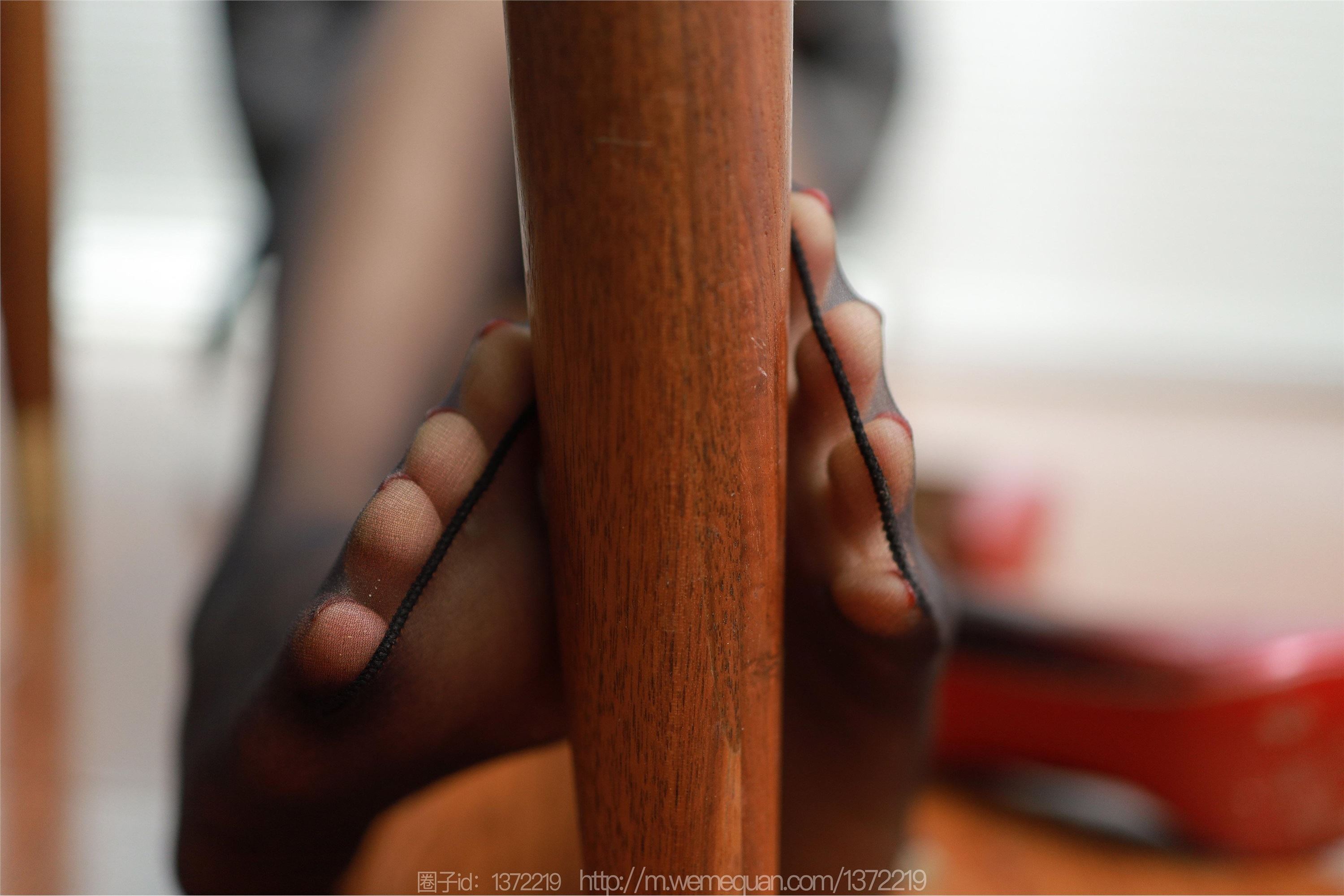 图片[41]-IESS异思趣向期期2023.02.15期丝享家期1362期美子《桌底游戏》-秀人网