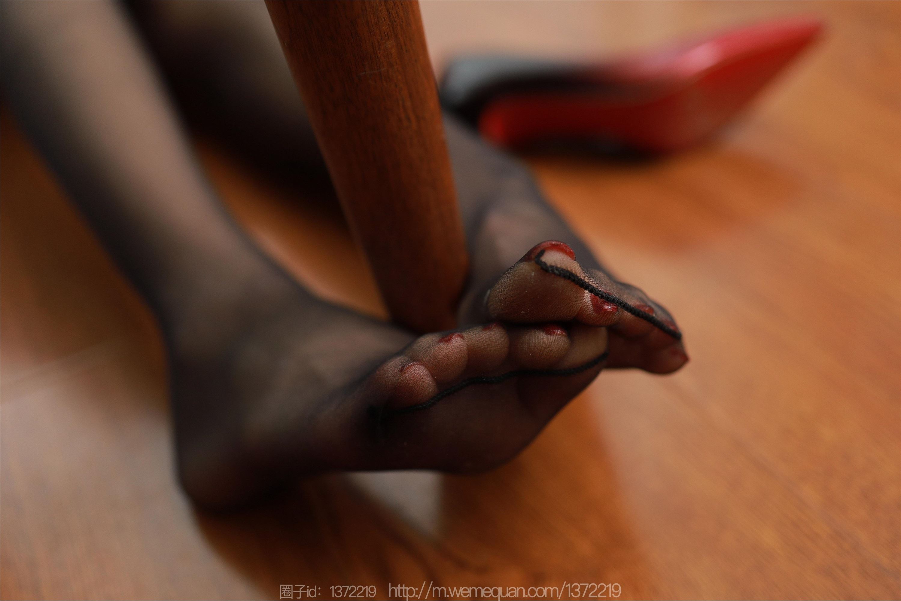 图片[55]-IESS异思趣向期期2023.02.15期丝享家期1362期美子《桌底游戏》-秀人网