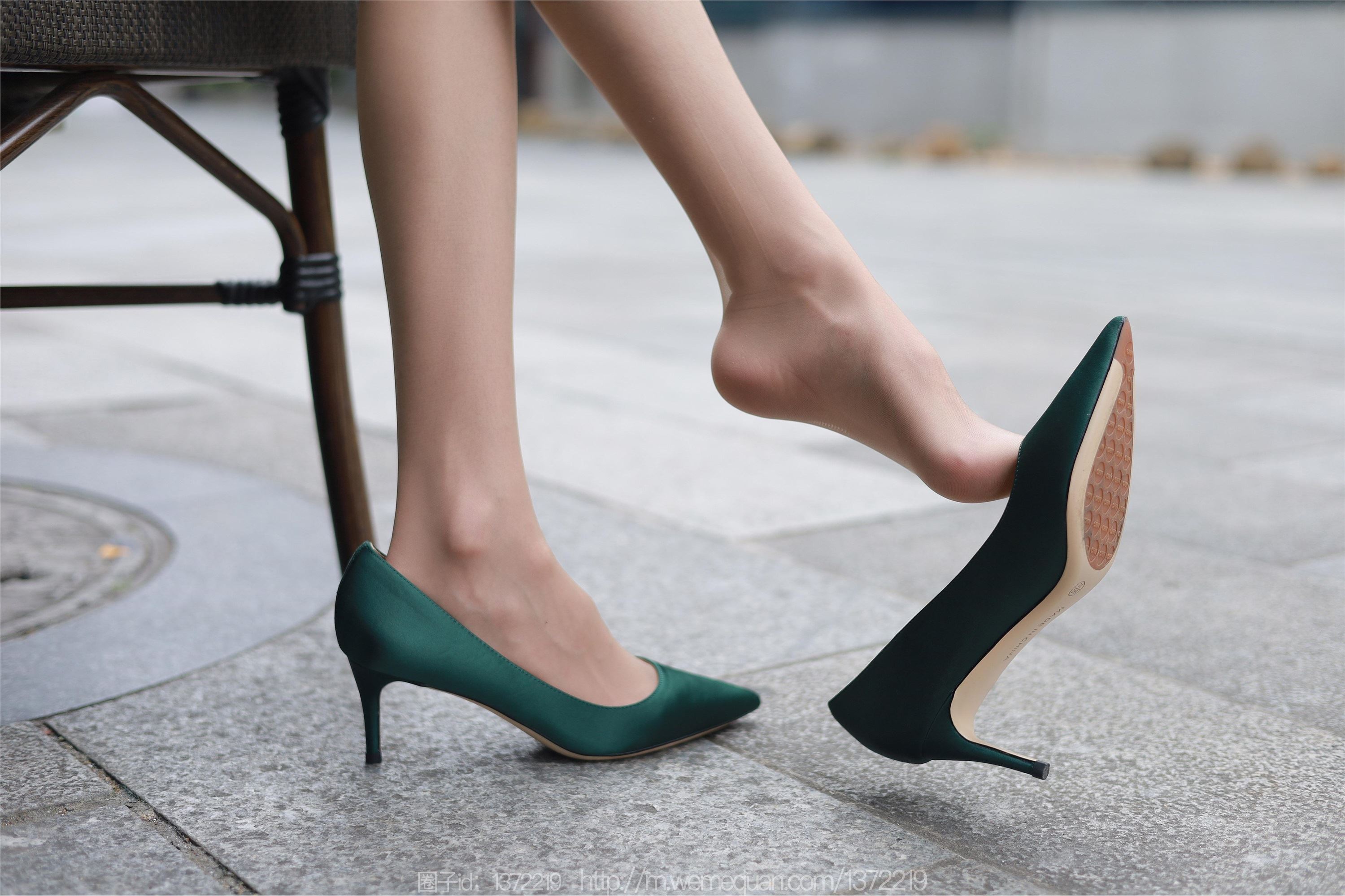 图片[32]-IESS异思趣向期期2023.02.18期丝享家期1365期团团《街拍OL美女》-秀人网