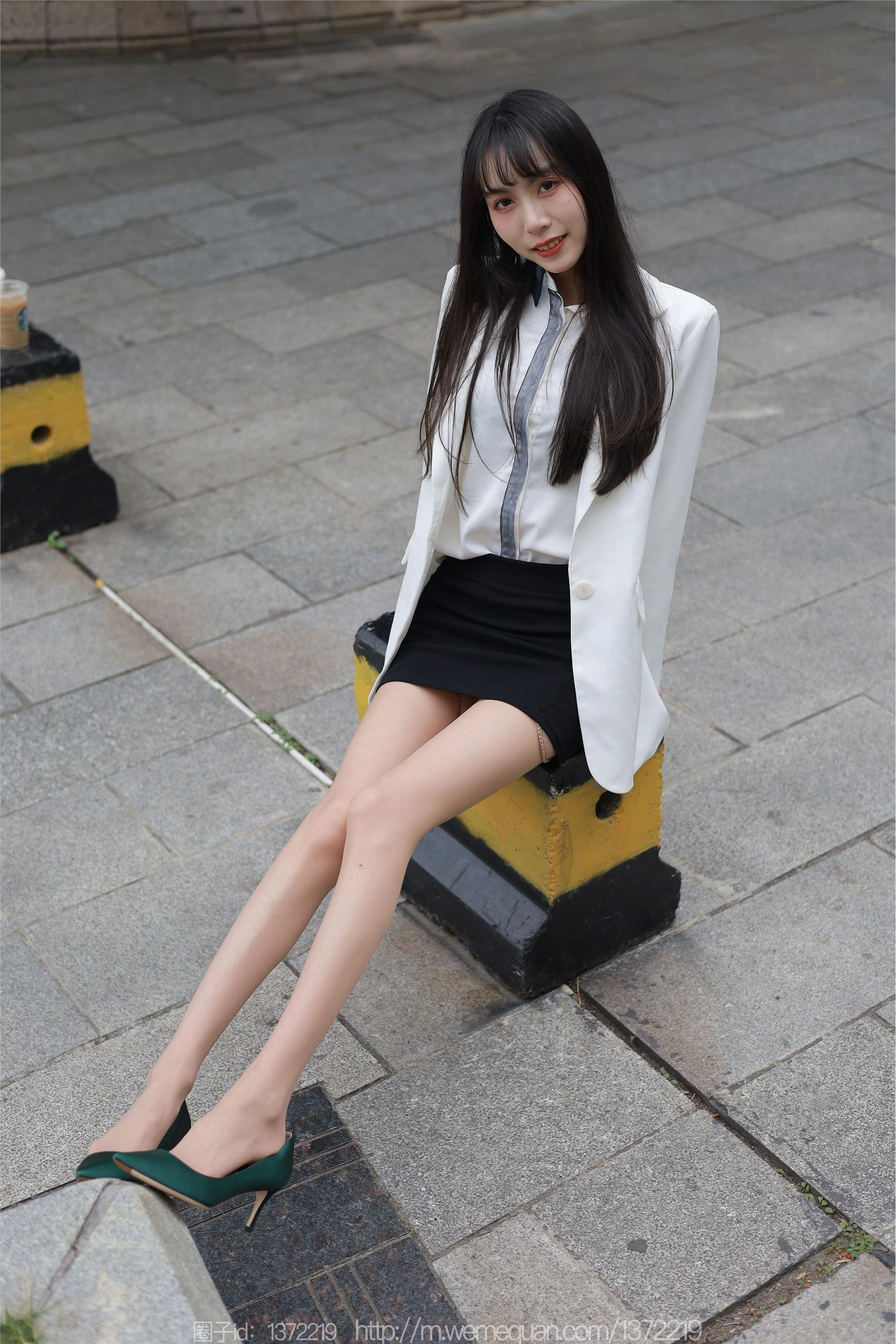 图片[70]-IESS异思趣向期期2023.02.18期丝享家期1365期团团《街拍OL美女》-秀人网