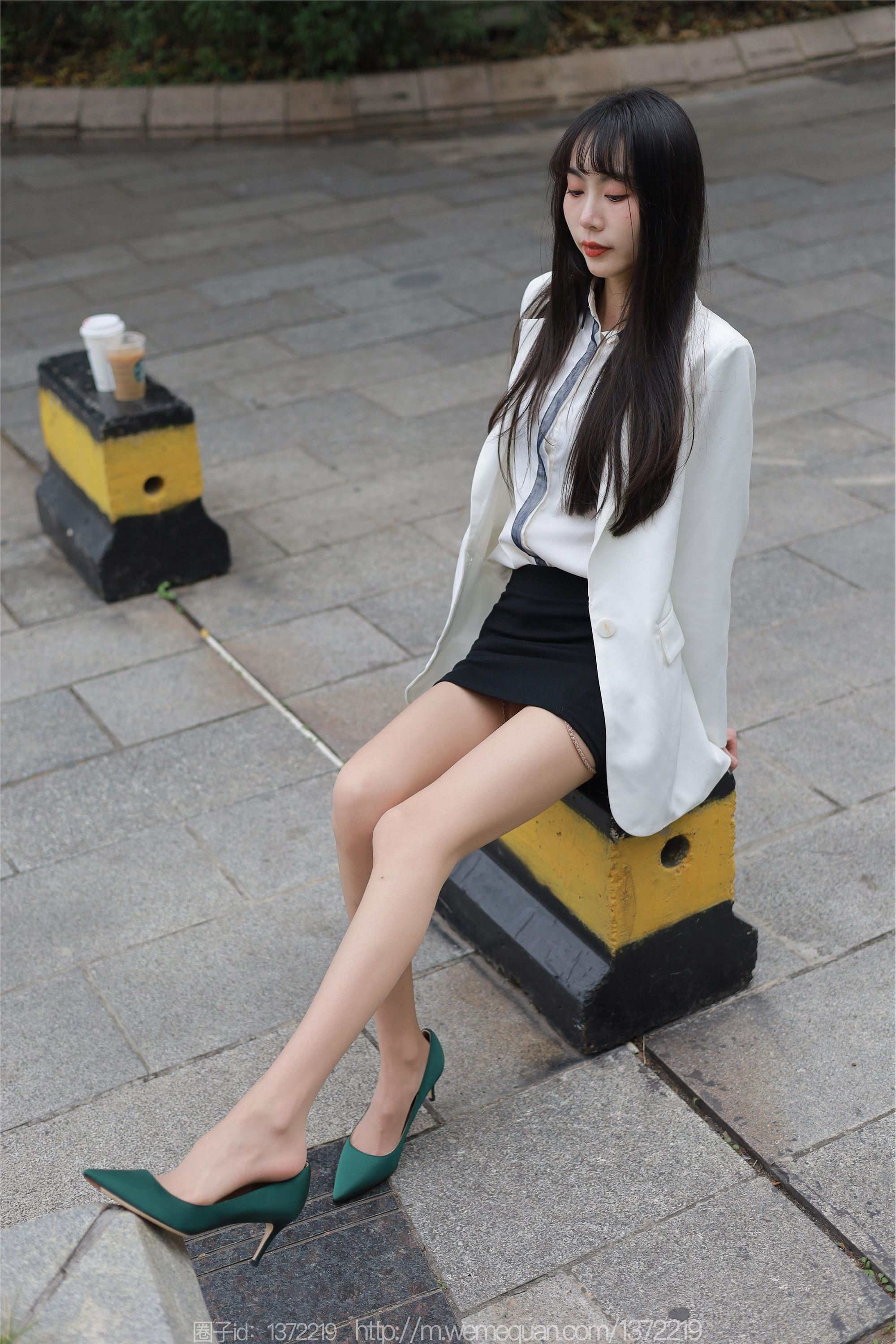 图片[72]-IESS异思趣向期期2023.02.18期丝享家期1365期团团《街拍OL美女》-秀人网