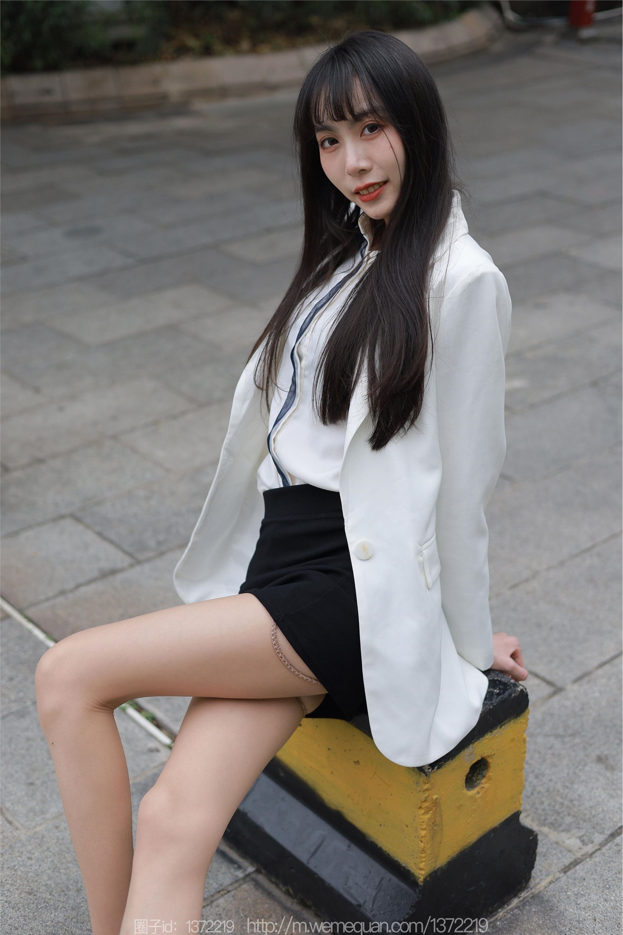 图片[75]-IESS异思趣向期期2023.02.18期丝享家期1365期团团《街拍OL美女》-秀人网