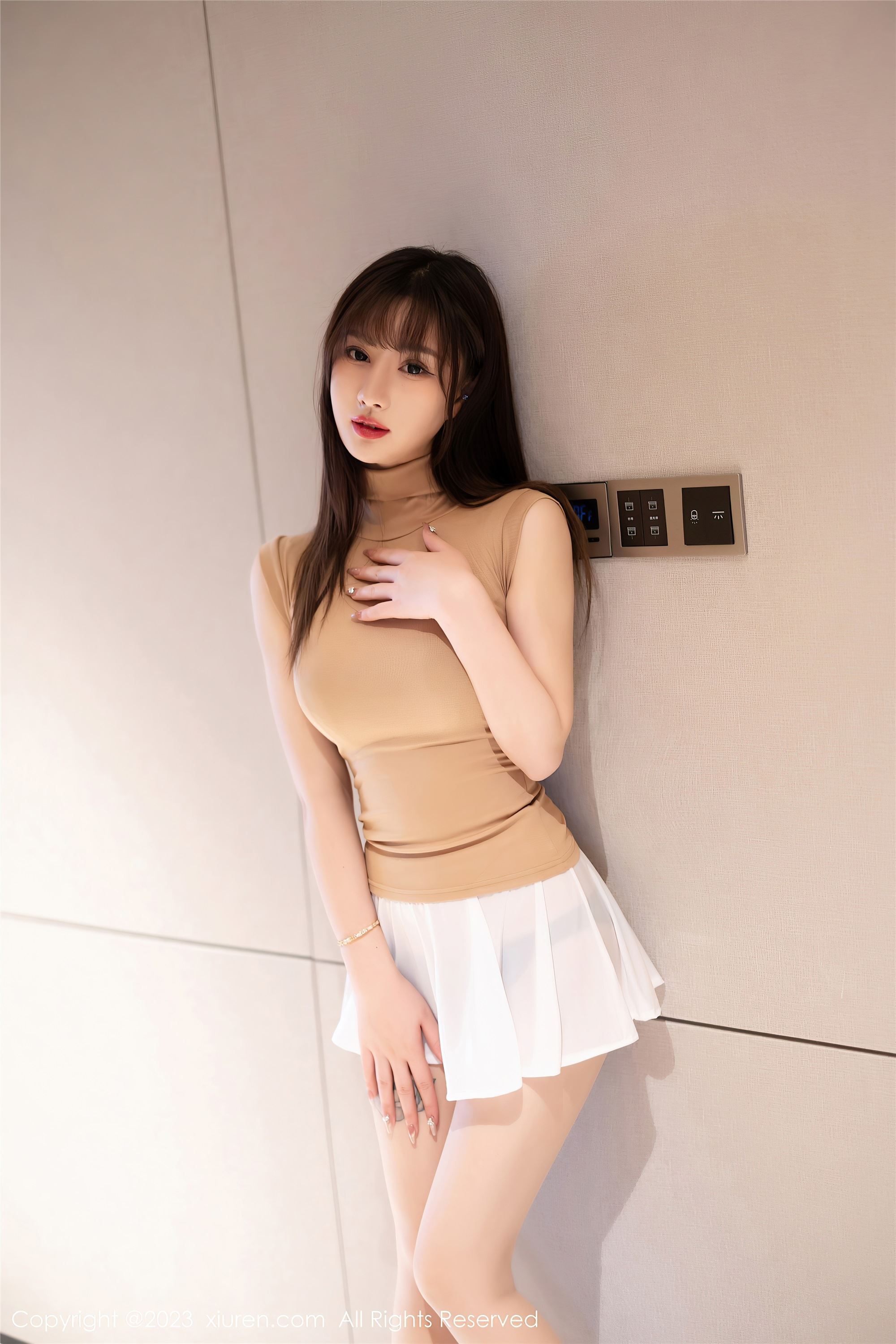 图片[2]-XiuRen秀人网第7013期张欣欣-秀人网