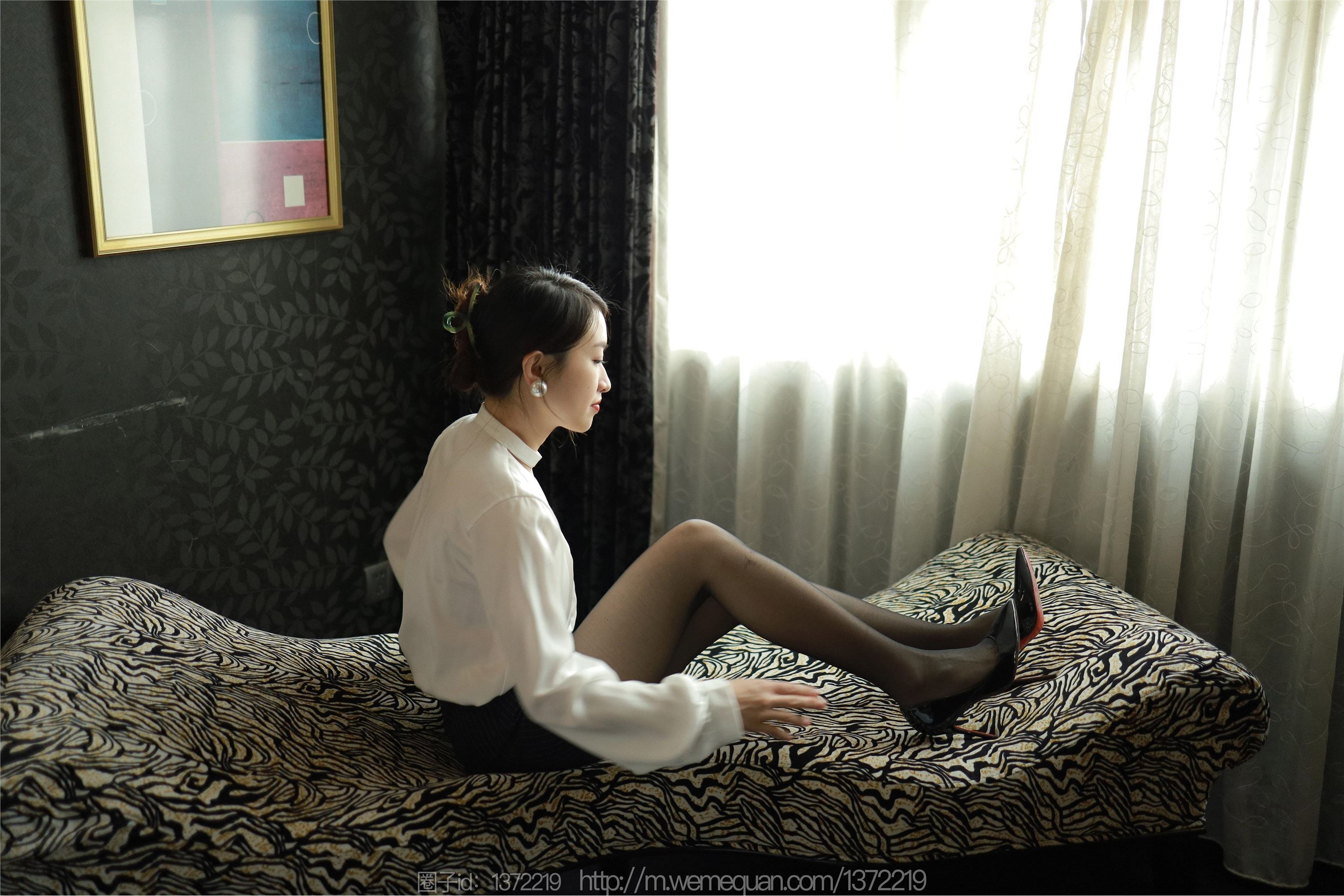 图片[18]-IESS异思趣向期期2023.02.21期丝享家期1368期小婕《财阀的女人》-秀人网