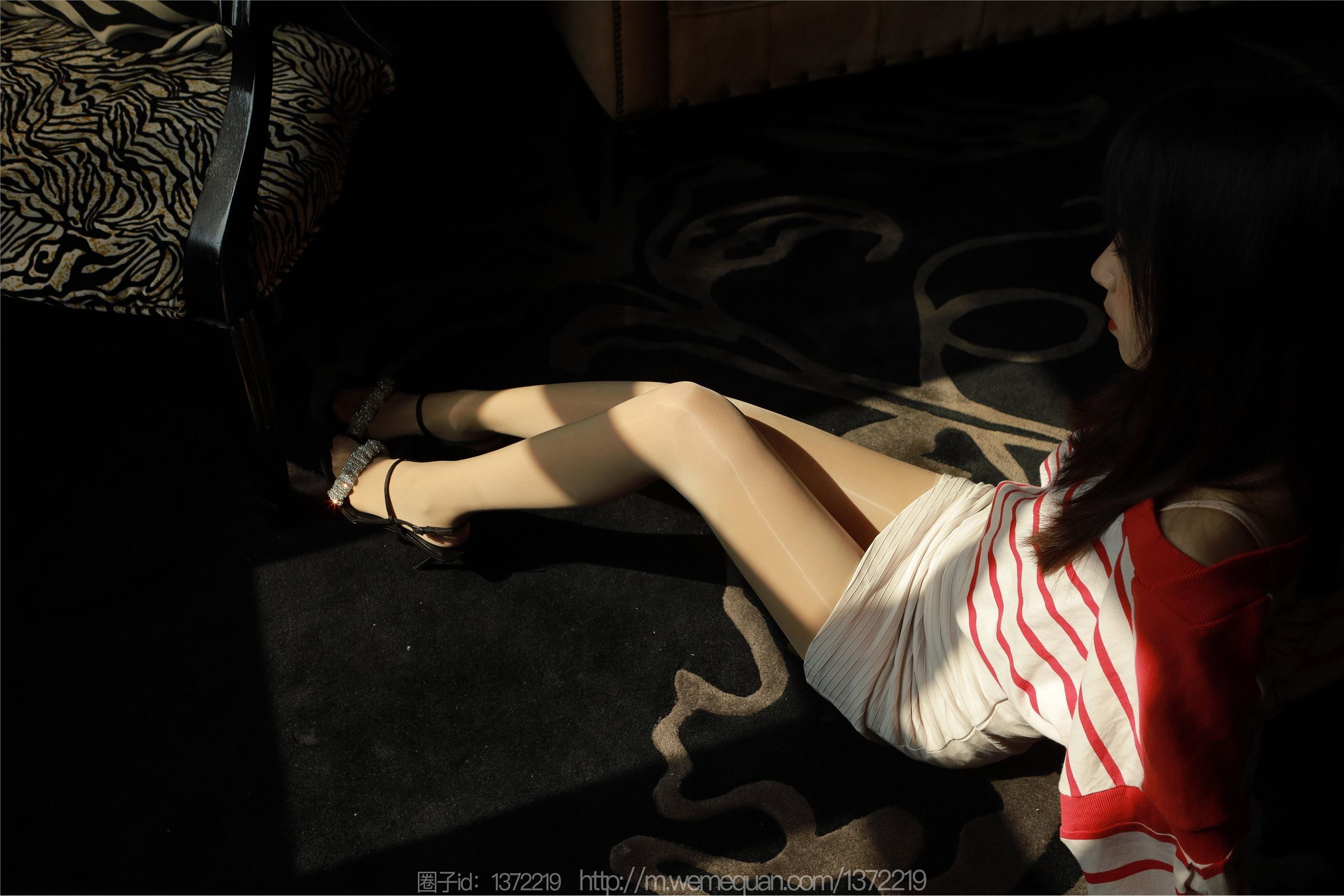 图片[83]-IESS异思趣向期期2023.02.22期丝享家期1369期美子《藏在光影里》-秀人网