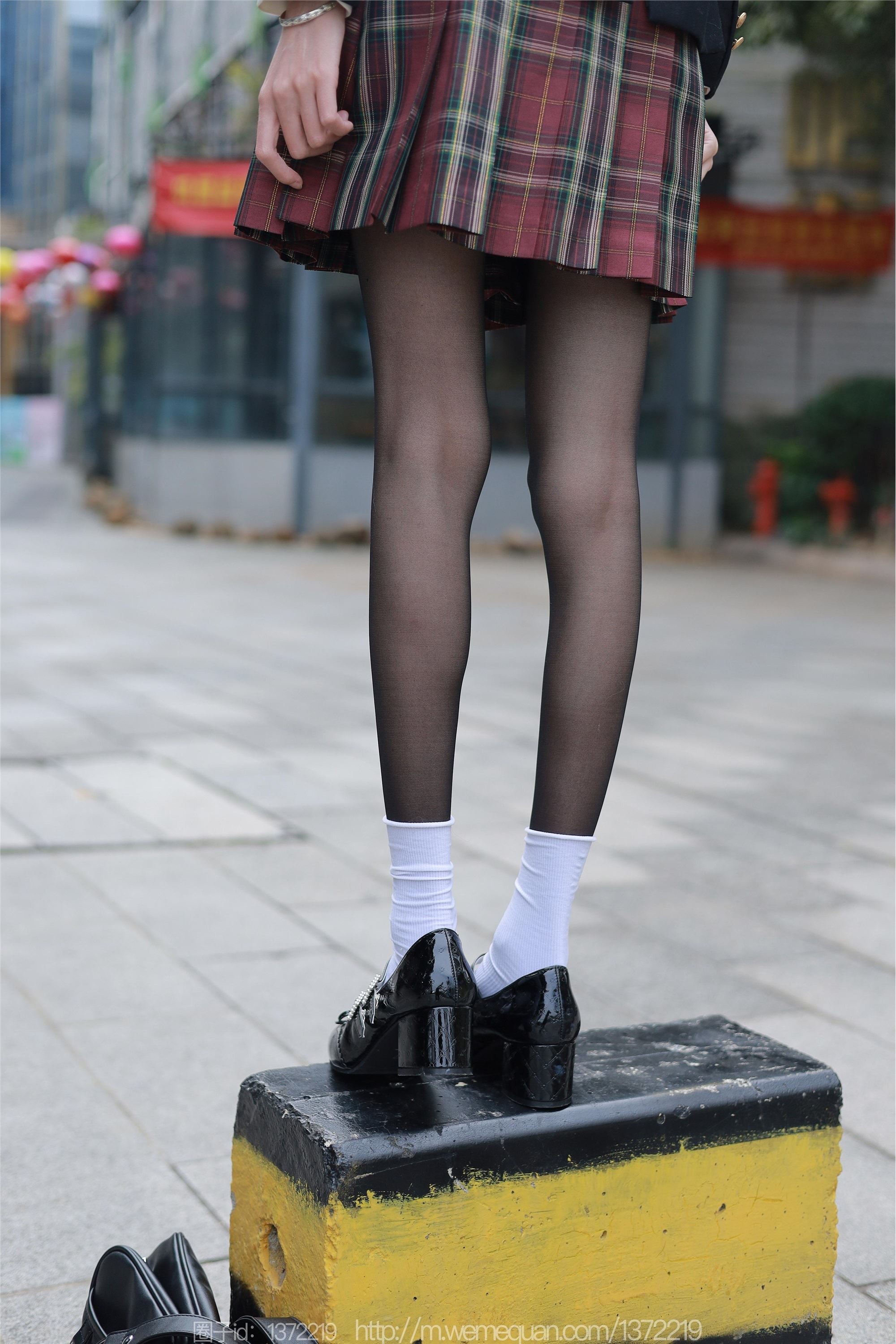 图片[10]-IESS异思趣向期期2023.02.23期丝享家期1370期团团《春天的味道》-秀人网