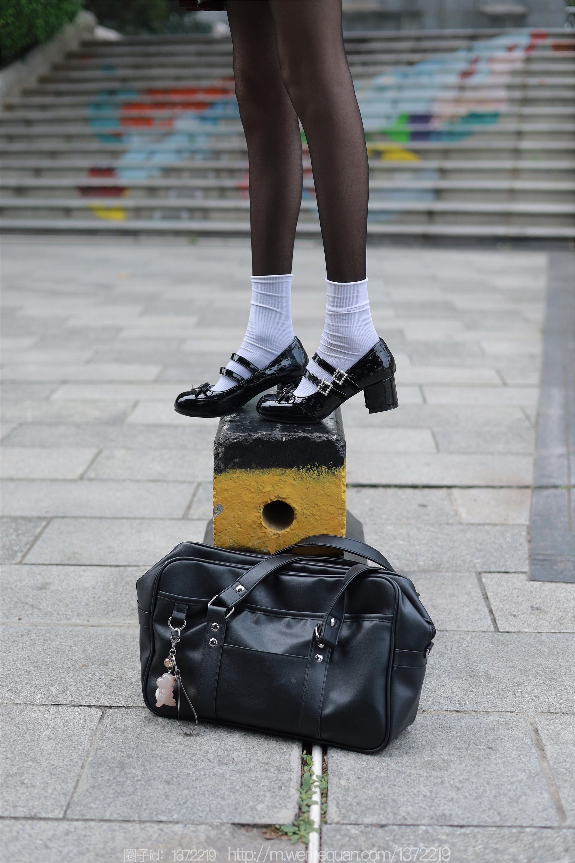 图片[11]-IESS异思趣向期期2023.02.23期丝享家期1370期团团《春天的味道》-秀人网