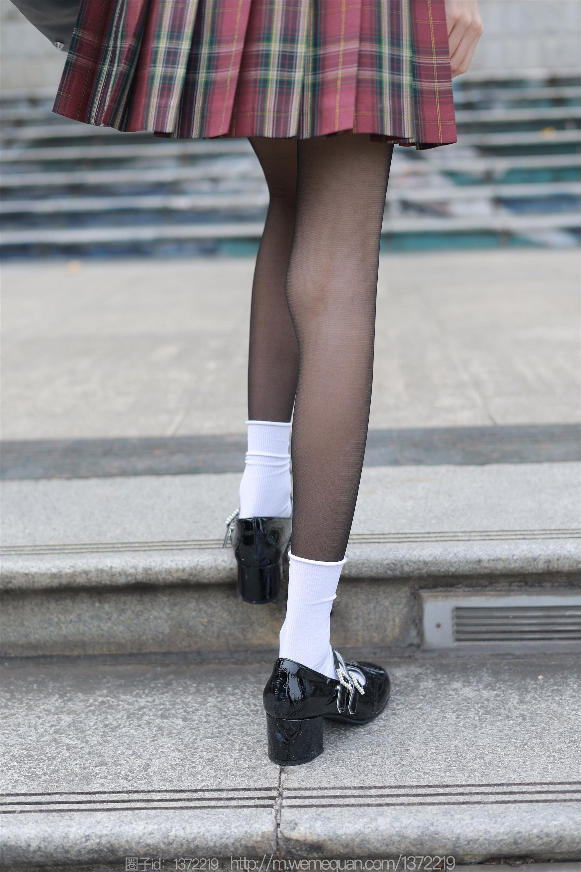 图片[19]-IESS异思趣向期期2023.02.23期丝享家期1370期团团《春天的味道》-秀人网