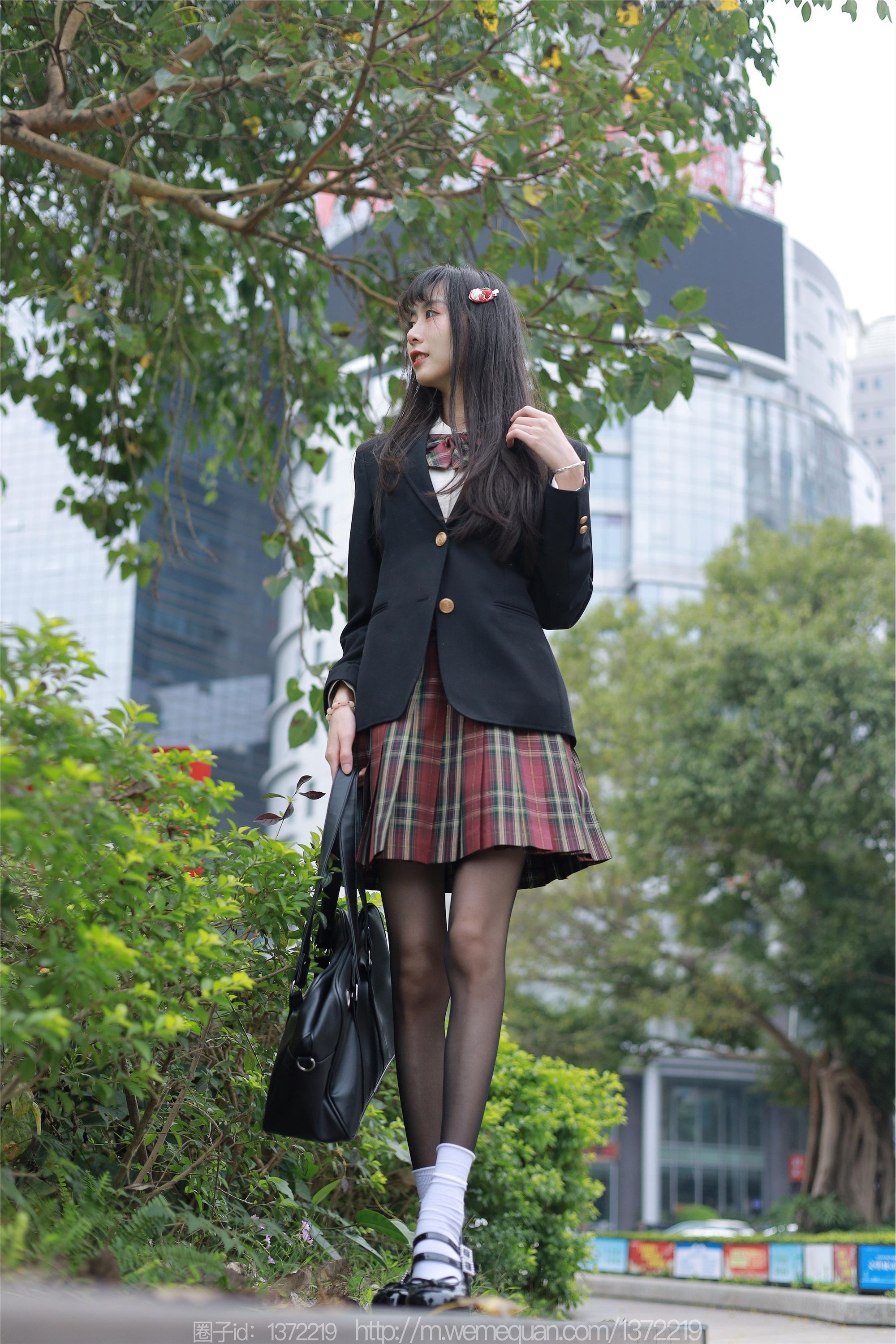 图片[38]-IESS异思趣向期期2023.02.23期丝享家期1370期团团《春天的味道》-秀人网