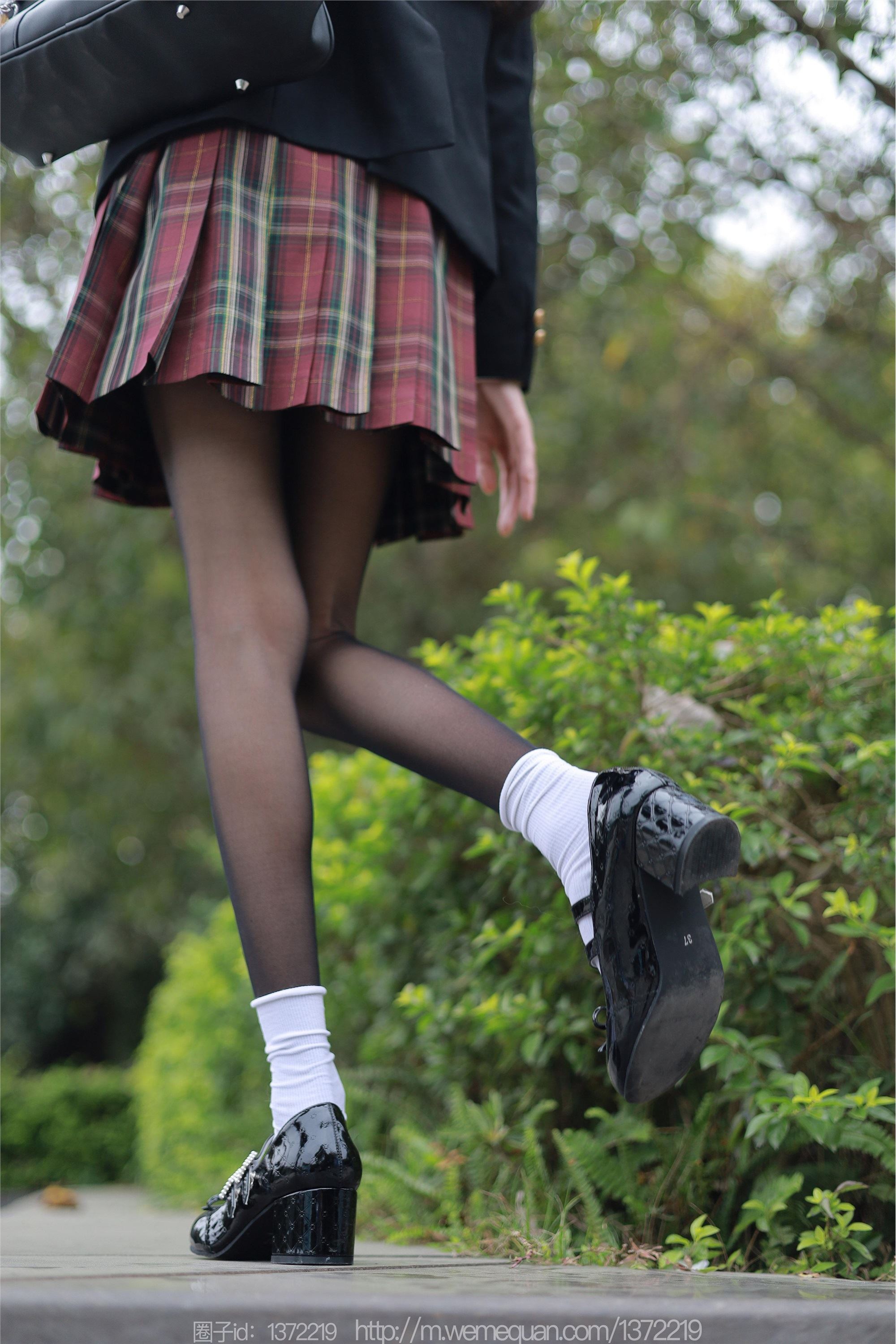 图片[69]-IESS异思趣向期期2023.02.23期丝享家期1370期团团《春天的味道》-秀人网