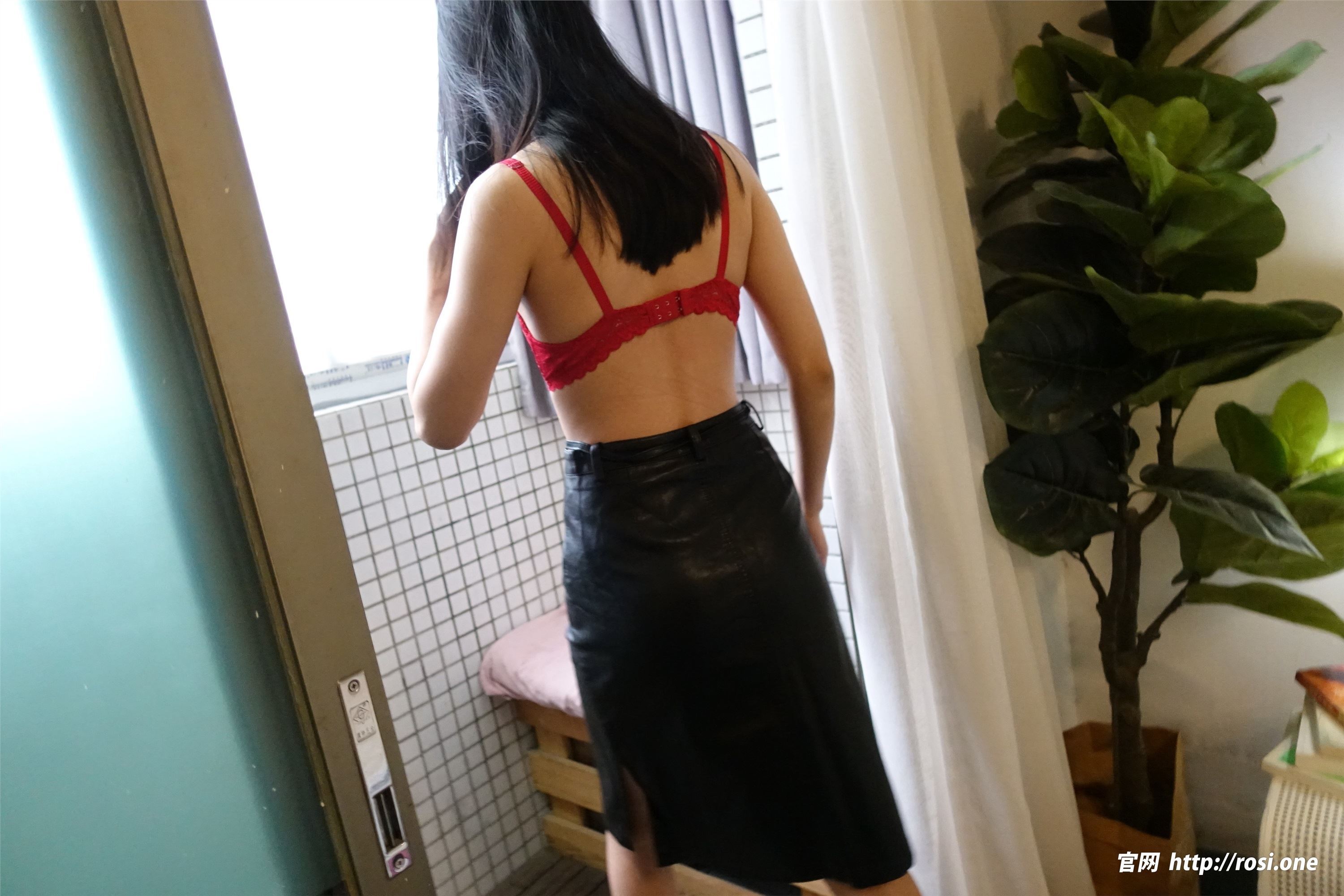 图片[5]-ROSI写真期2023.07.22期N第4247-秀人网