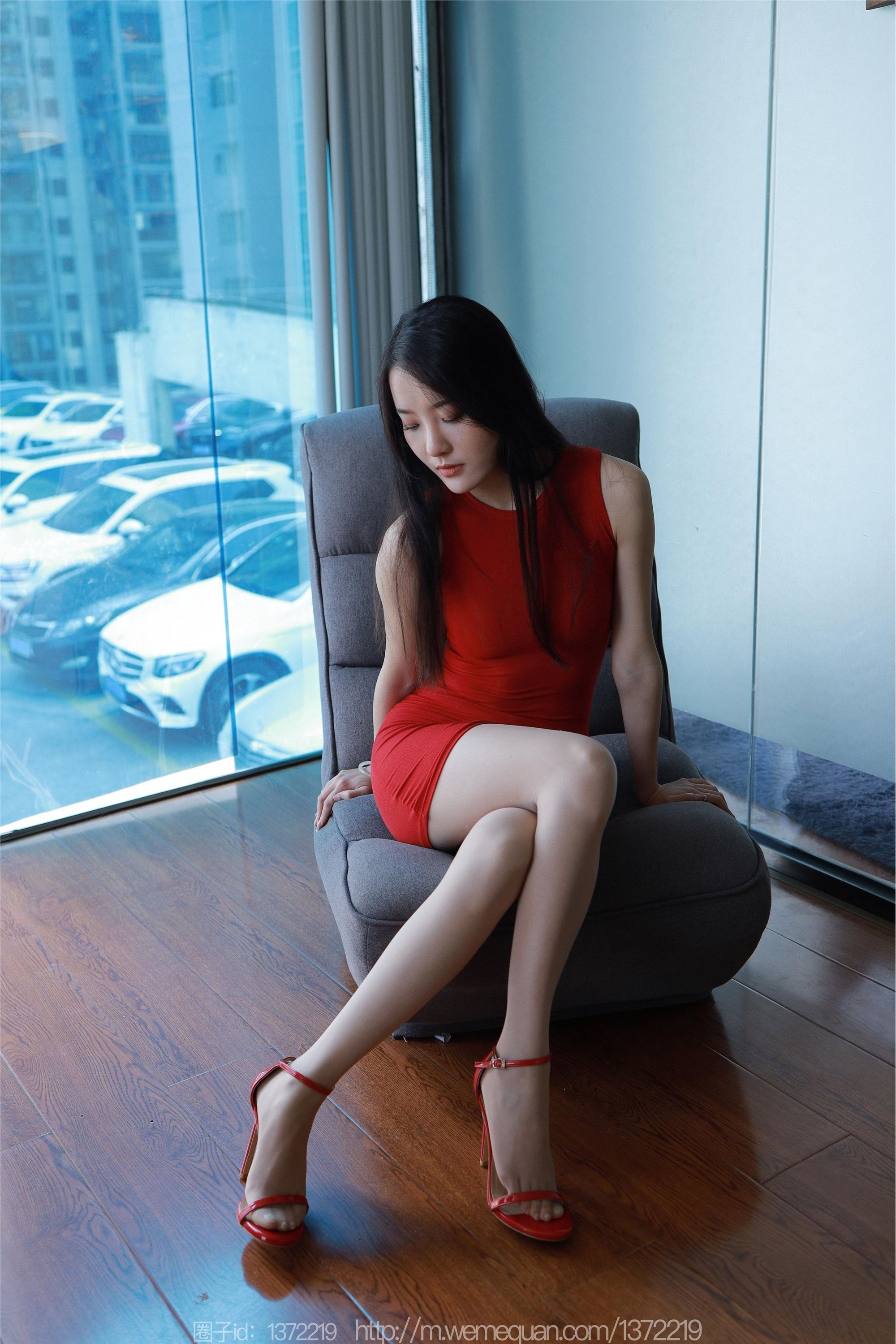 图片[32]-IESS异思趣向期期2023.02.25期丝享家期1372期婉萍《红色包臀裙》-套图网