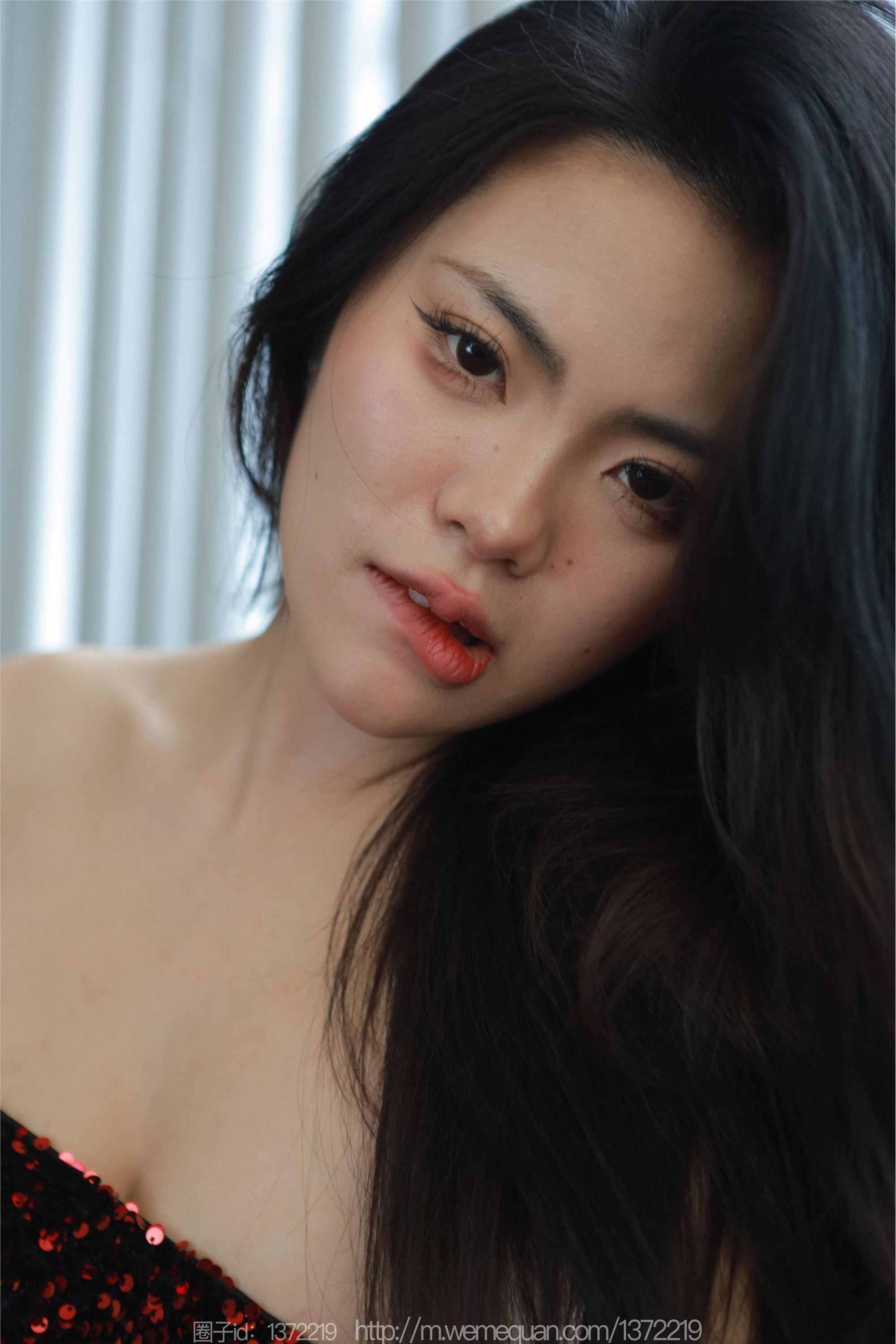 图片[46]-IESS异思趣向期期2023.02.26期丝享家期1373期兔兔《红裙女神（下）》-秀人网