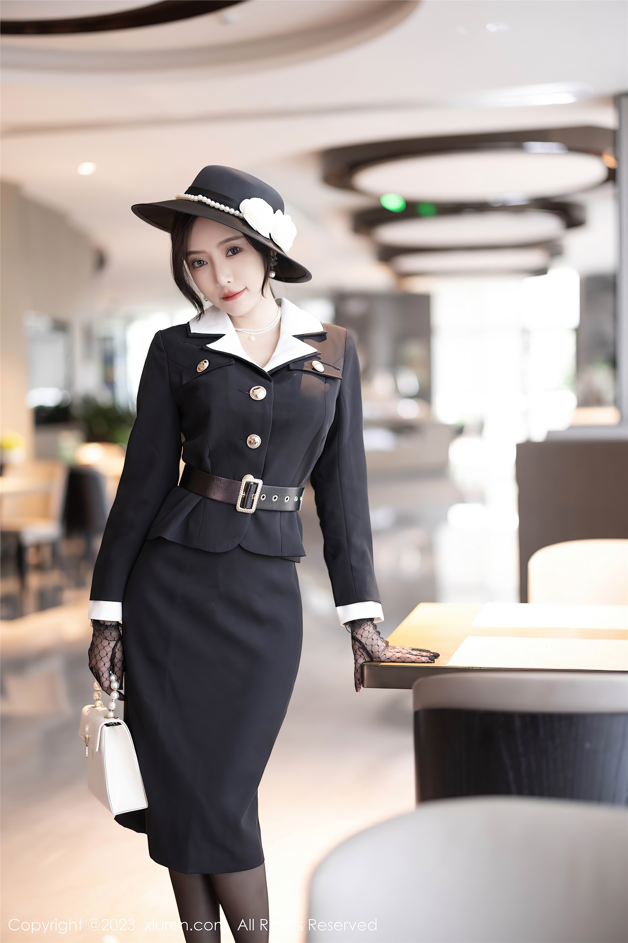 图片[4]-XiuRen秀人网第7048期王馨瑶yanni-套图网