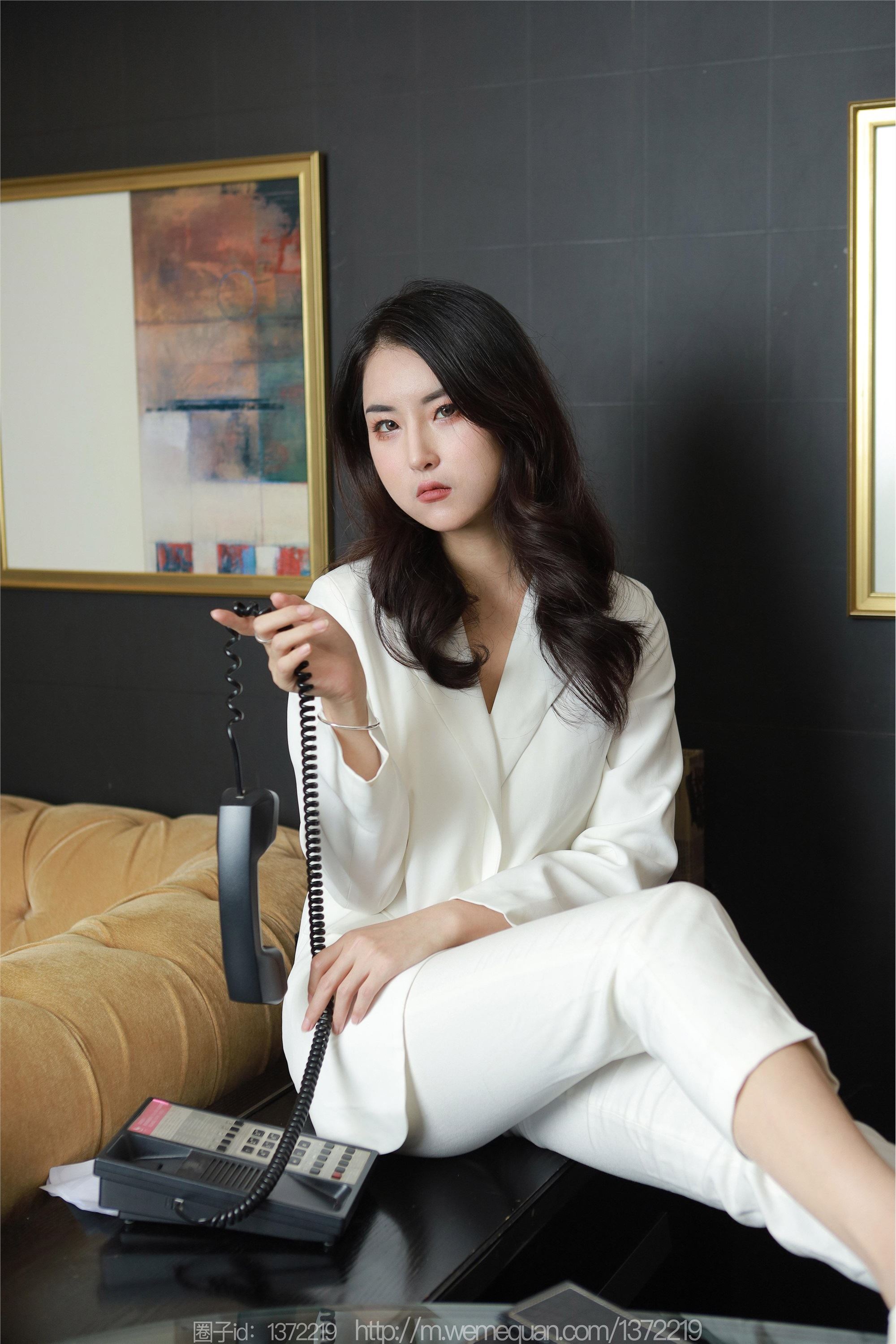 图片[33]-IESS异思趣向期期2023.02.27期丝享家期1374期小宝《白色裤里丝》-秀人网