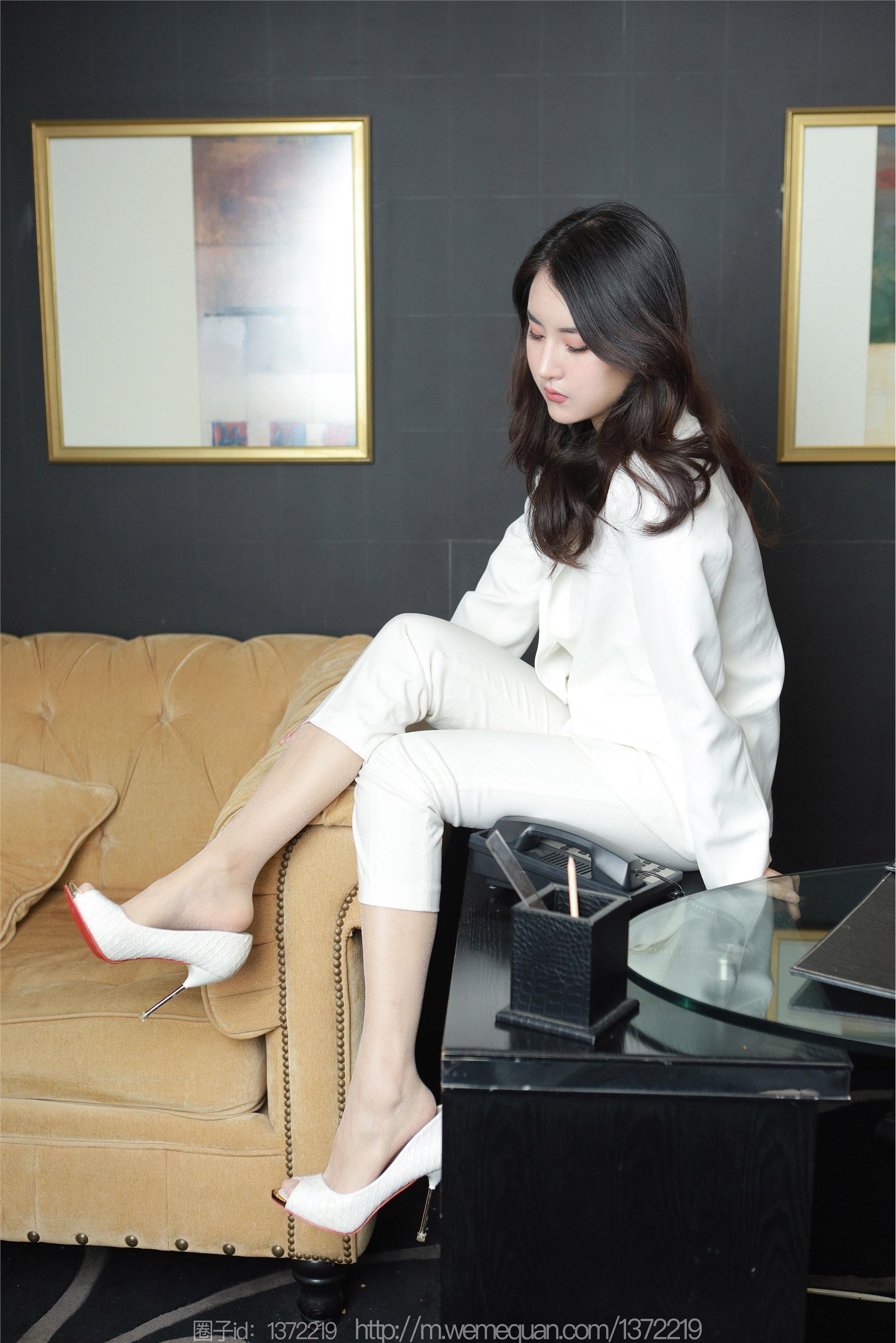 图片[37]-IESS异思趣向期期2023.02.27期丝享家期1374期小宝《白色裤里丝》-秀人网