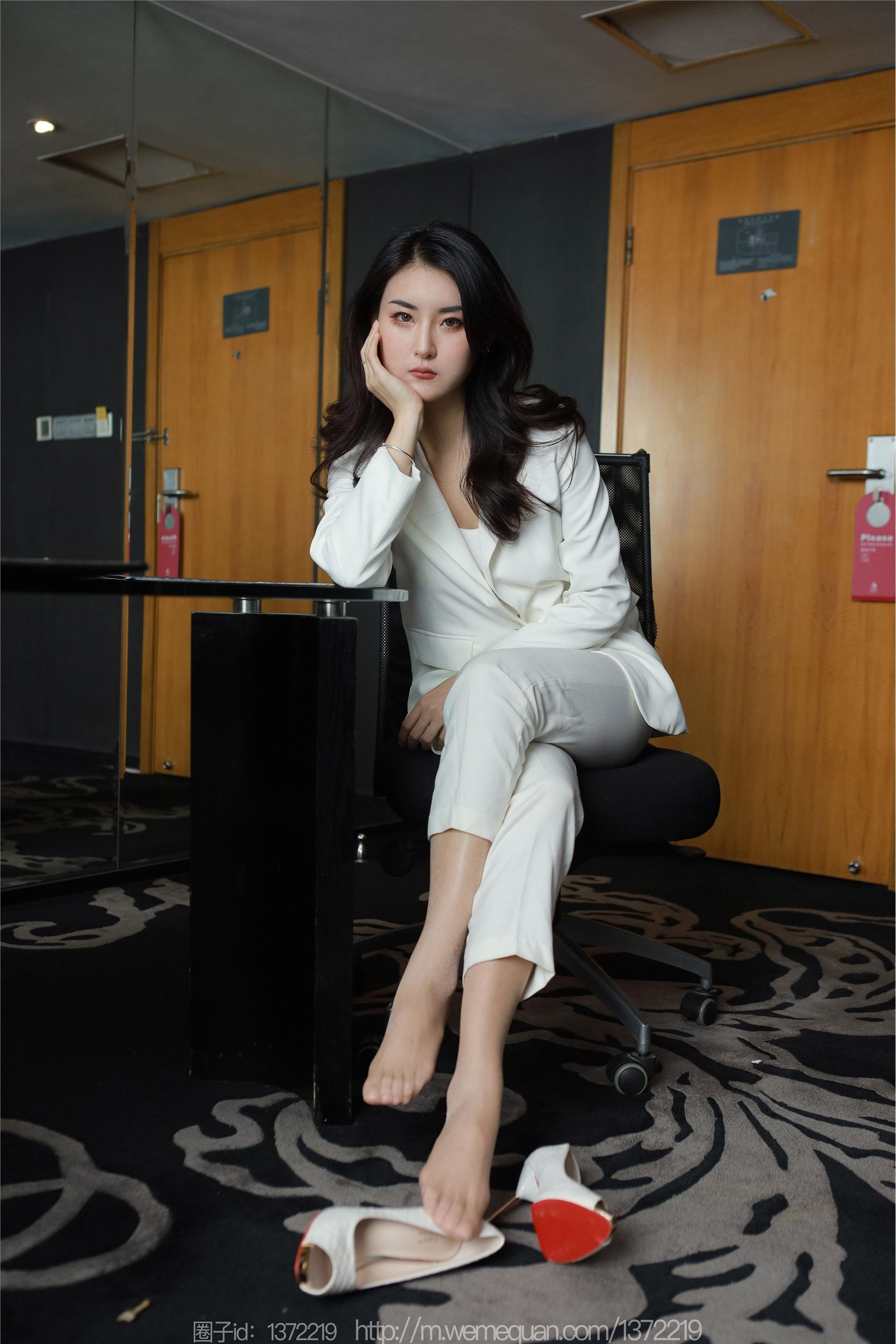 图片[58]-IESS异思趣向期期2023.02.27期丝享家期1374期小宝《白色裤里丝》-秀人网