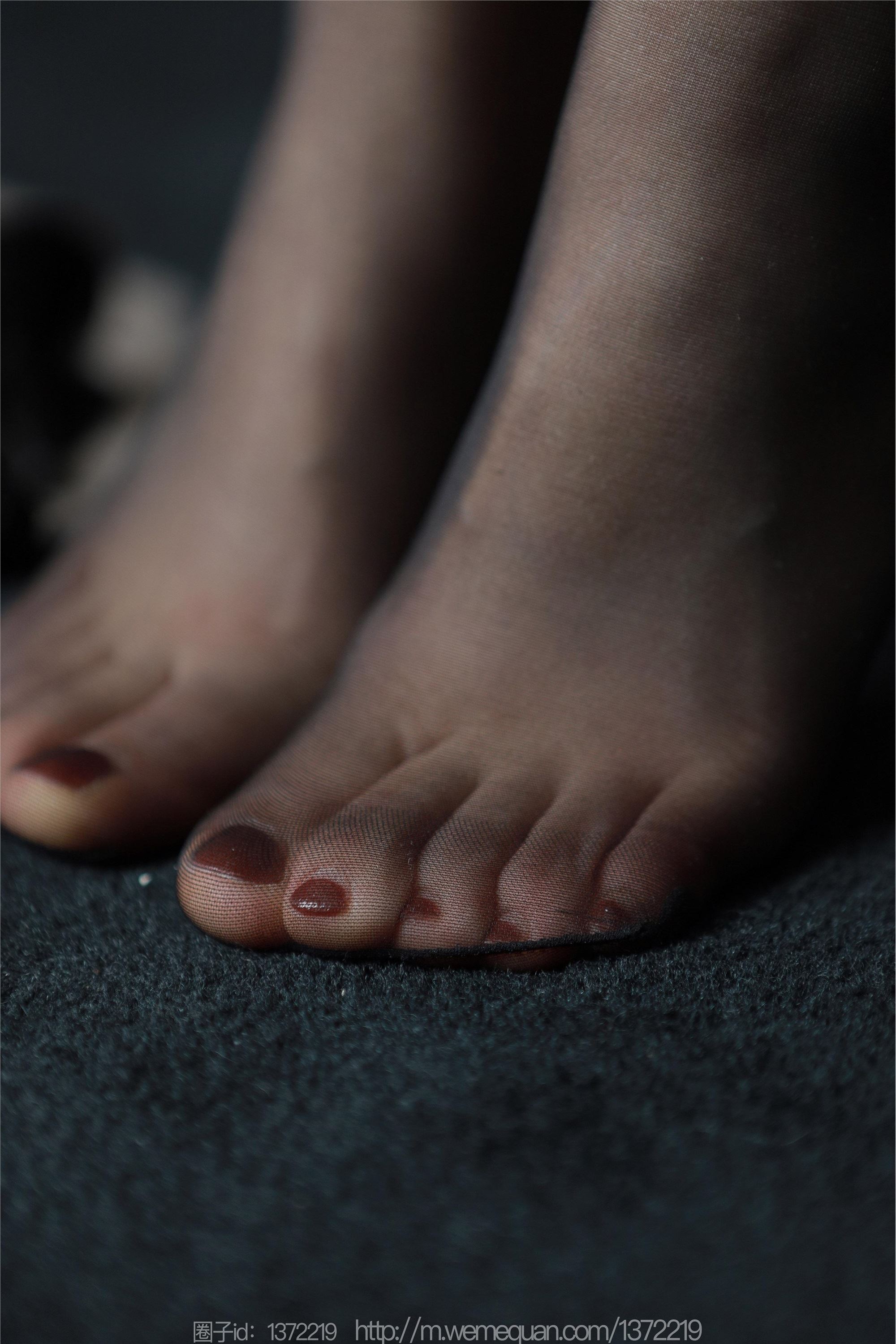 图片[53]-IESS异思趣向期期2023.02.28期丝享家期1375期小婕《大波浪红裙》-秀人网