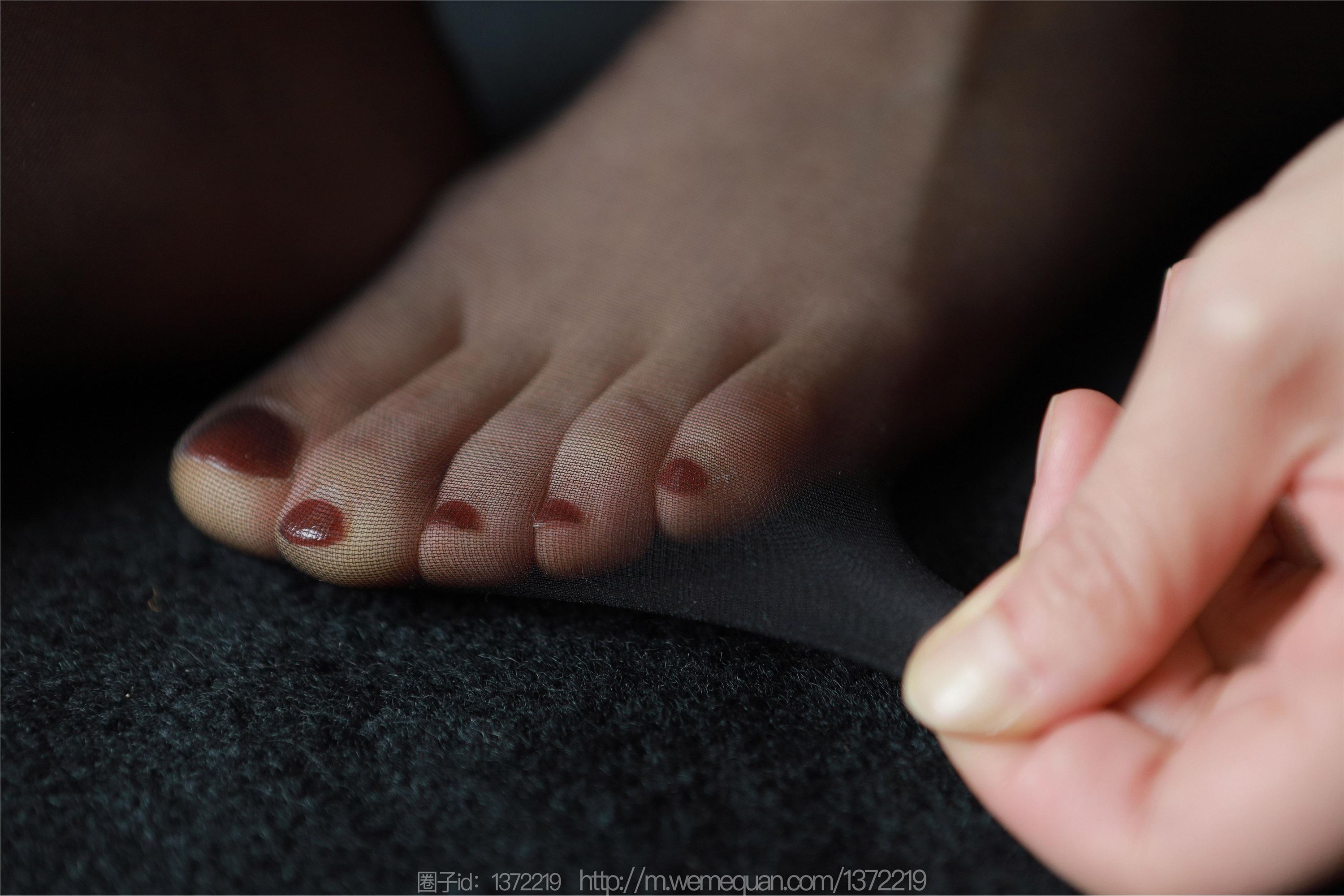 图片[61]-IESS异思趣向期期2023.02.28期丝享家期1375期小婕《大波浪红裙》-秀人网