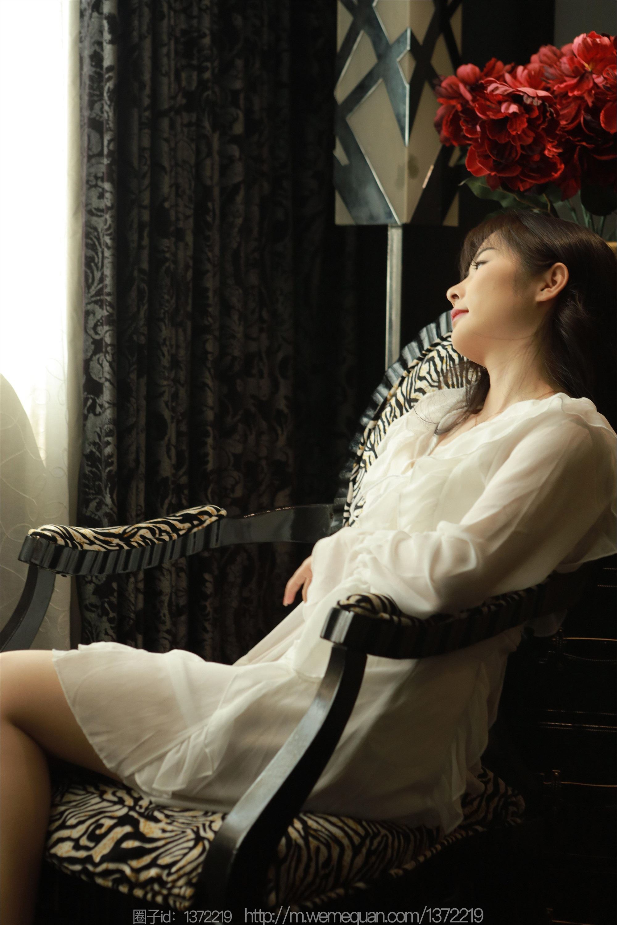 图片[84]-IESS异思趣向期期2023.03.01期丝享家期1377期小金《爱丽丝梦境》-秀人网