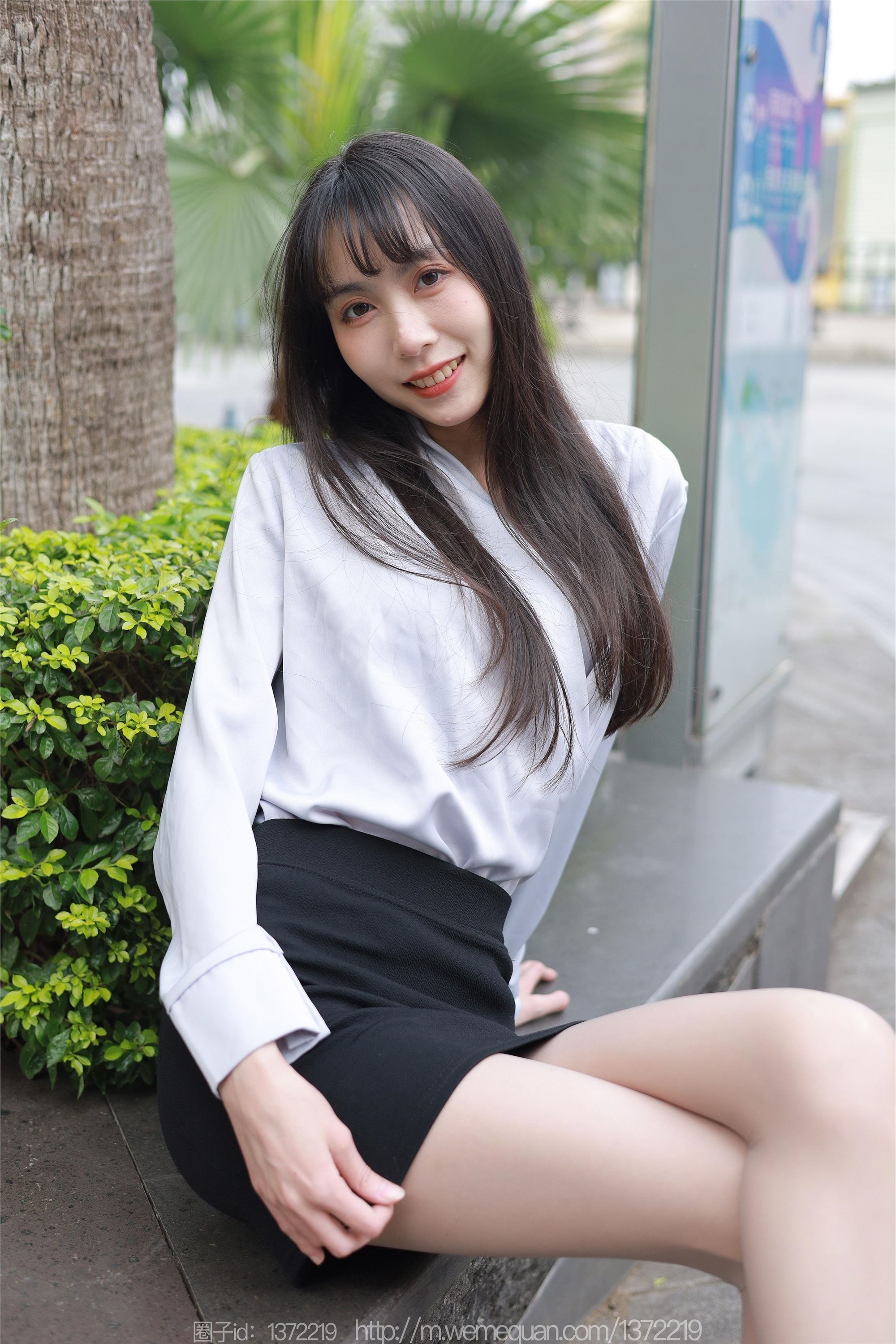 图片[67]-IESS异思趣向期期2023.03.02期丝享家期1378期团团《楼梯上的美人》-秀人网