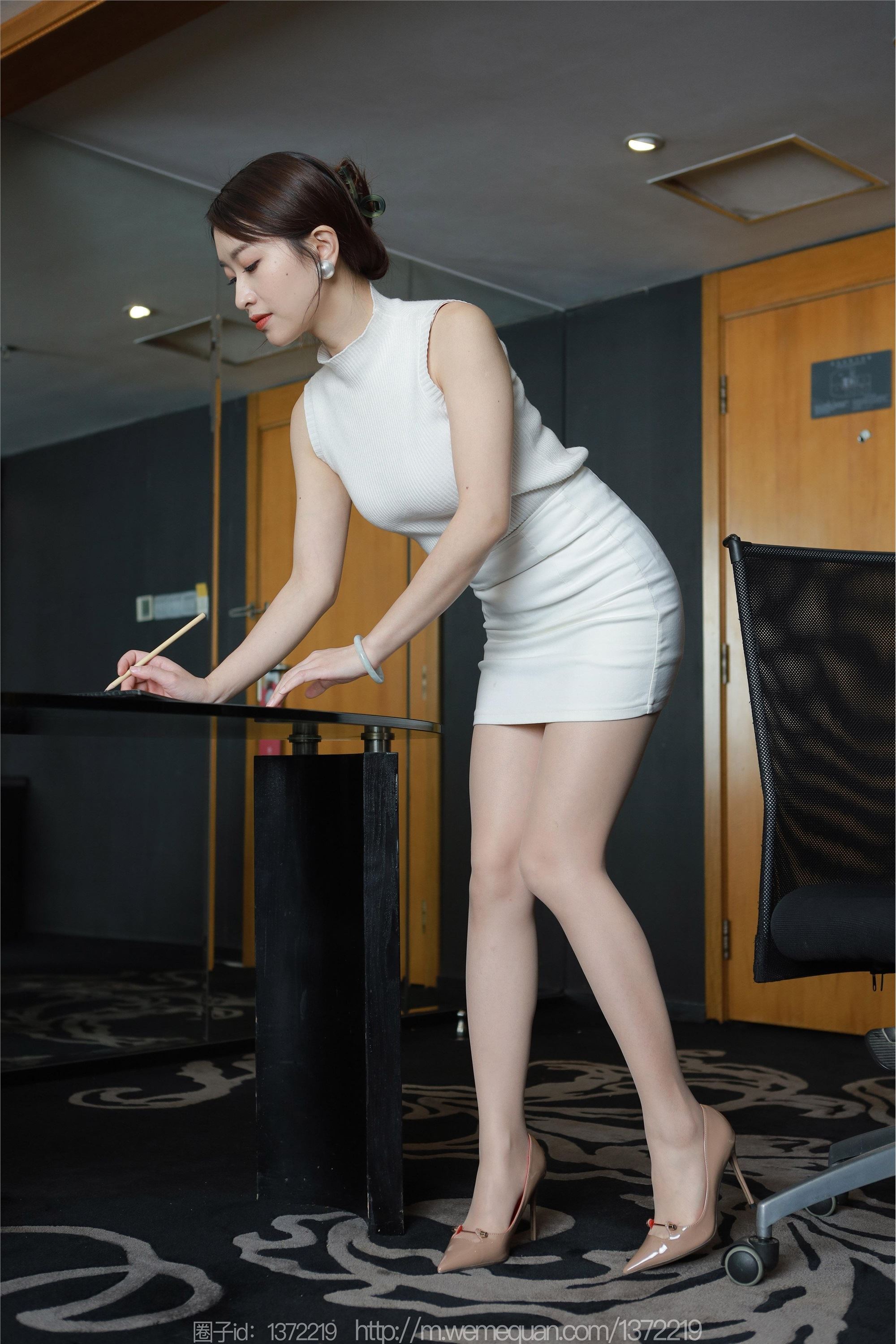图片[23]-IESS异思趣向期期2023.03.03期丝享家期1379期小婕《白色茉莉》-秀人网