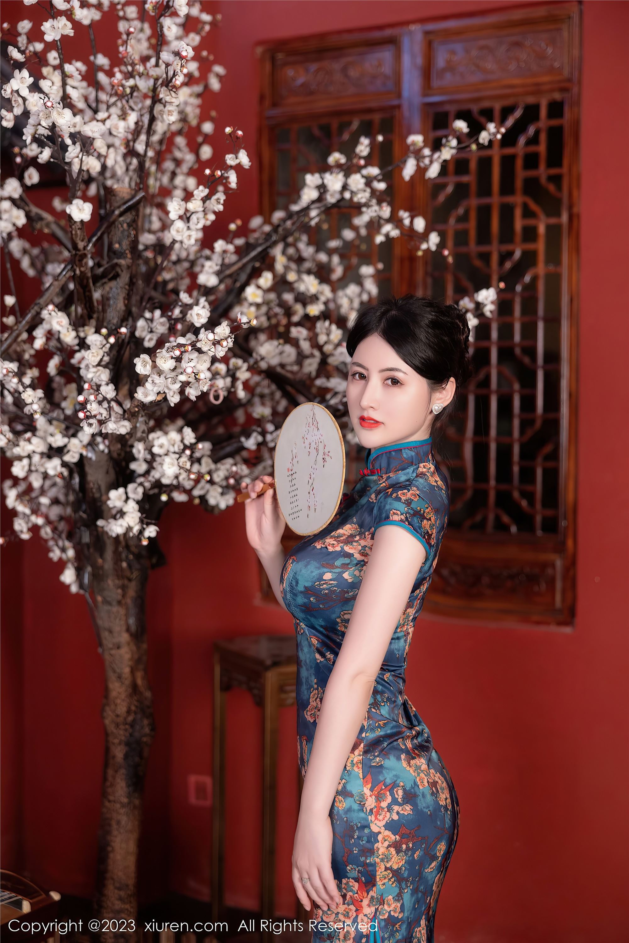 图片[8]-XiuRen秀人网第7051期诗诗kiki-秀人网