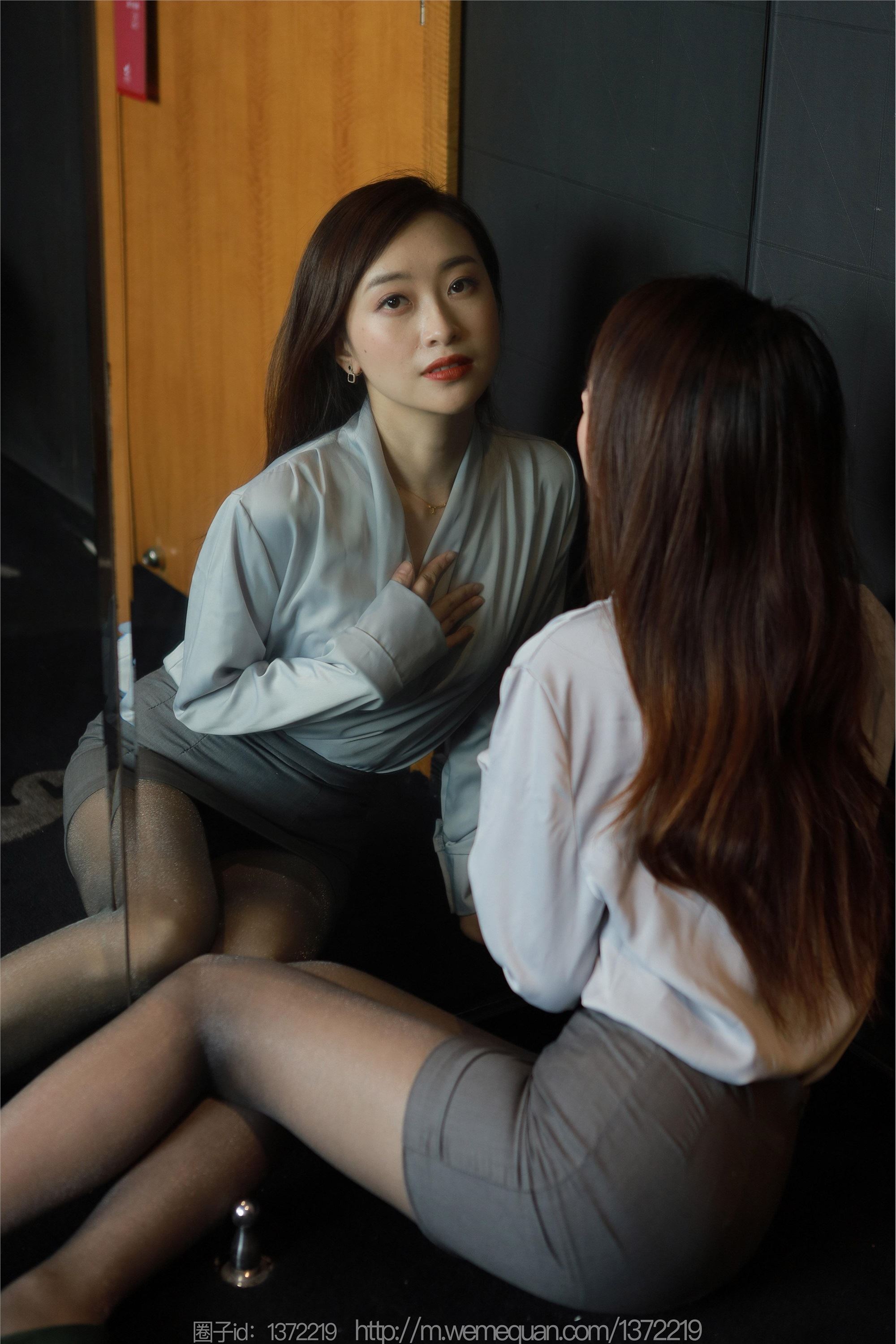 图片[22]-IESS异思趣向期期2023.03.08期丝享家期1384期小婕《灰裙亮丝》-秀人网