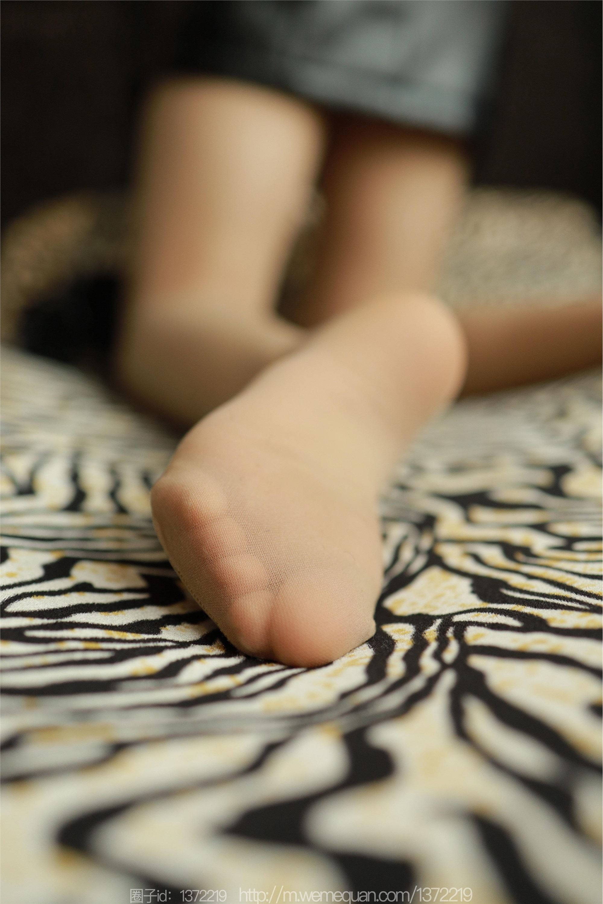 图片[37]-IESS异思趣向期期2023.03.09期丝享家期1385期小金《笔直长腿》-秀人网