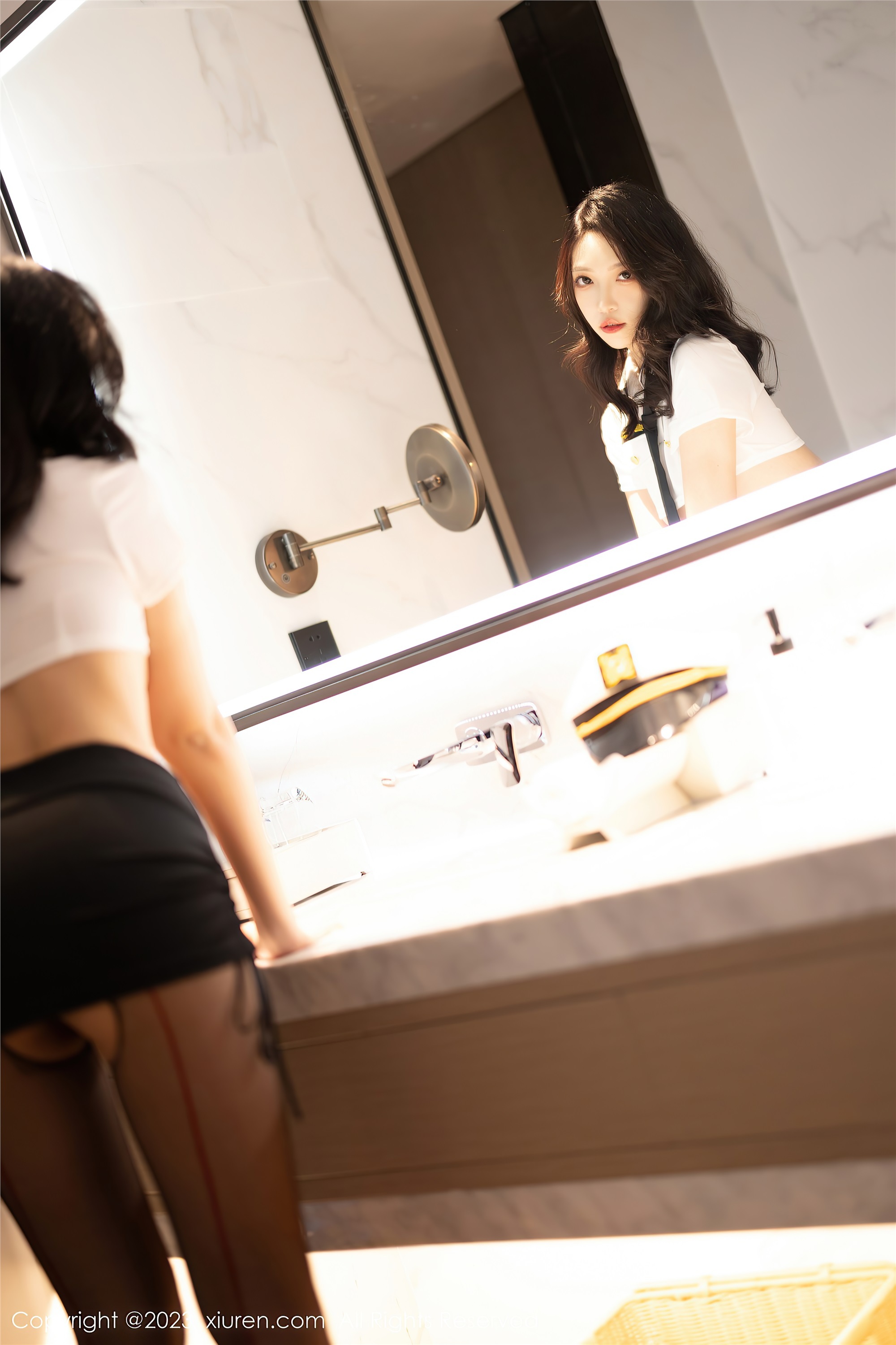 图片[18]-XiuRen秀人网第7068期郑颖姗Bev期黑丝-秀人网