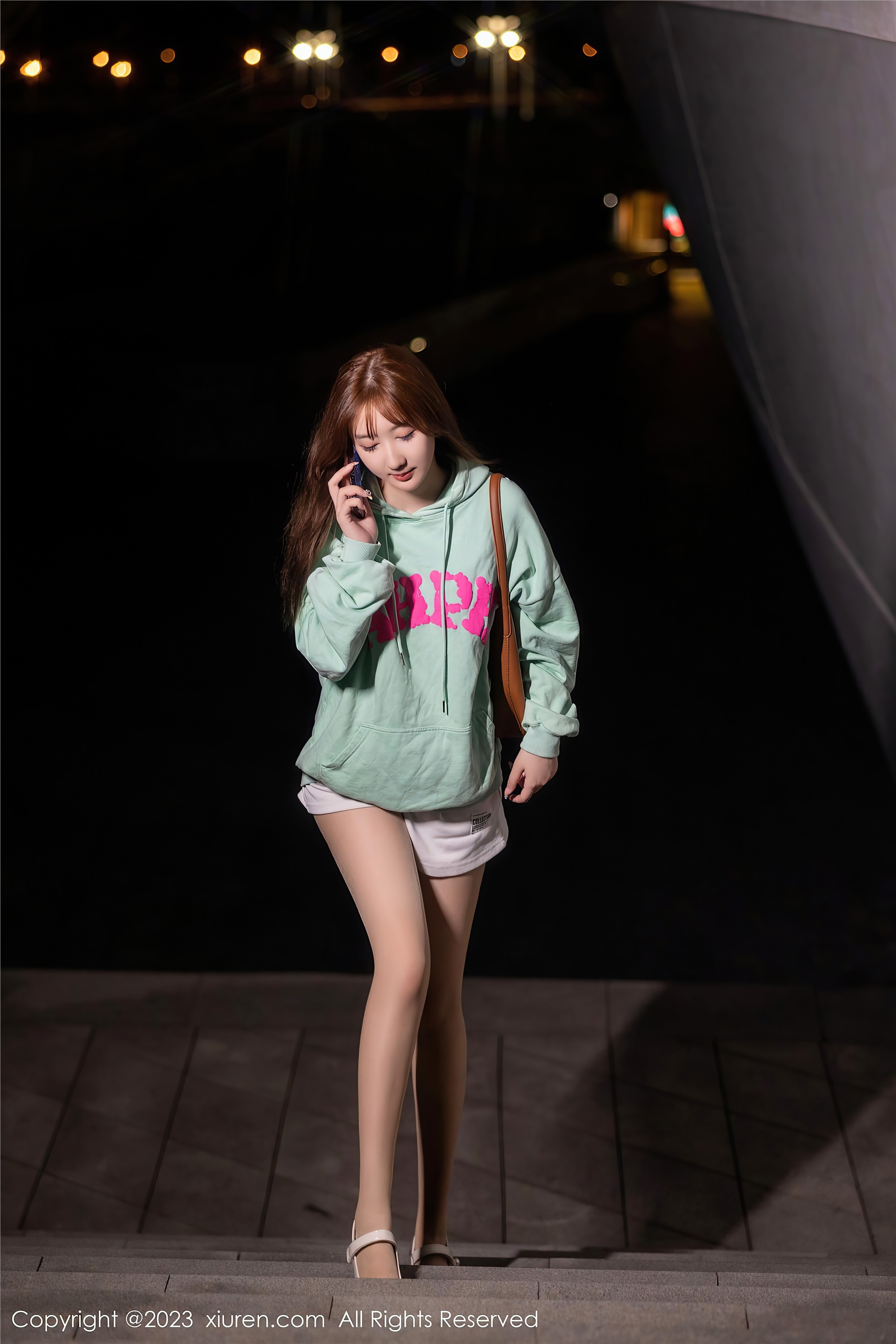 XiuRen秀人网第7072期江真真-套图网