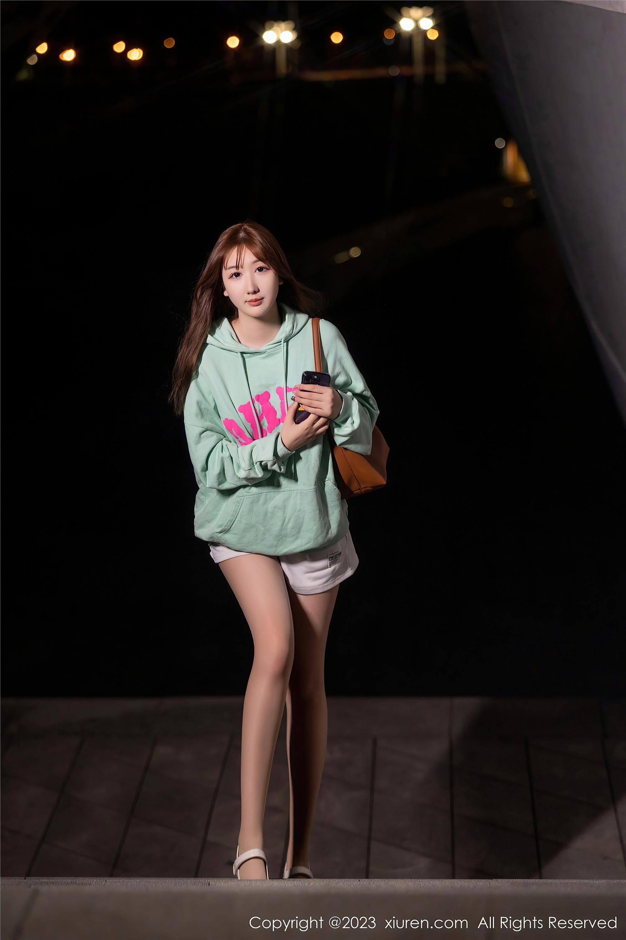 图片[2]-XiuRen秀人网第7072期江真真-秀人网