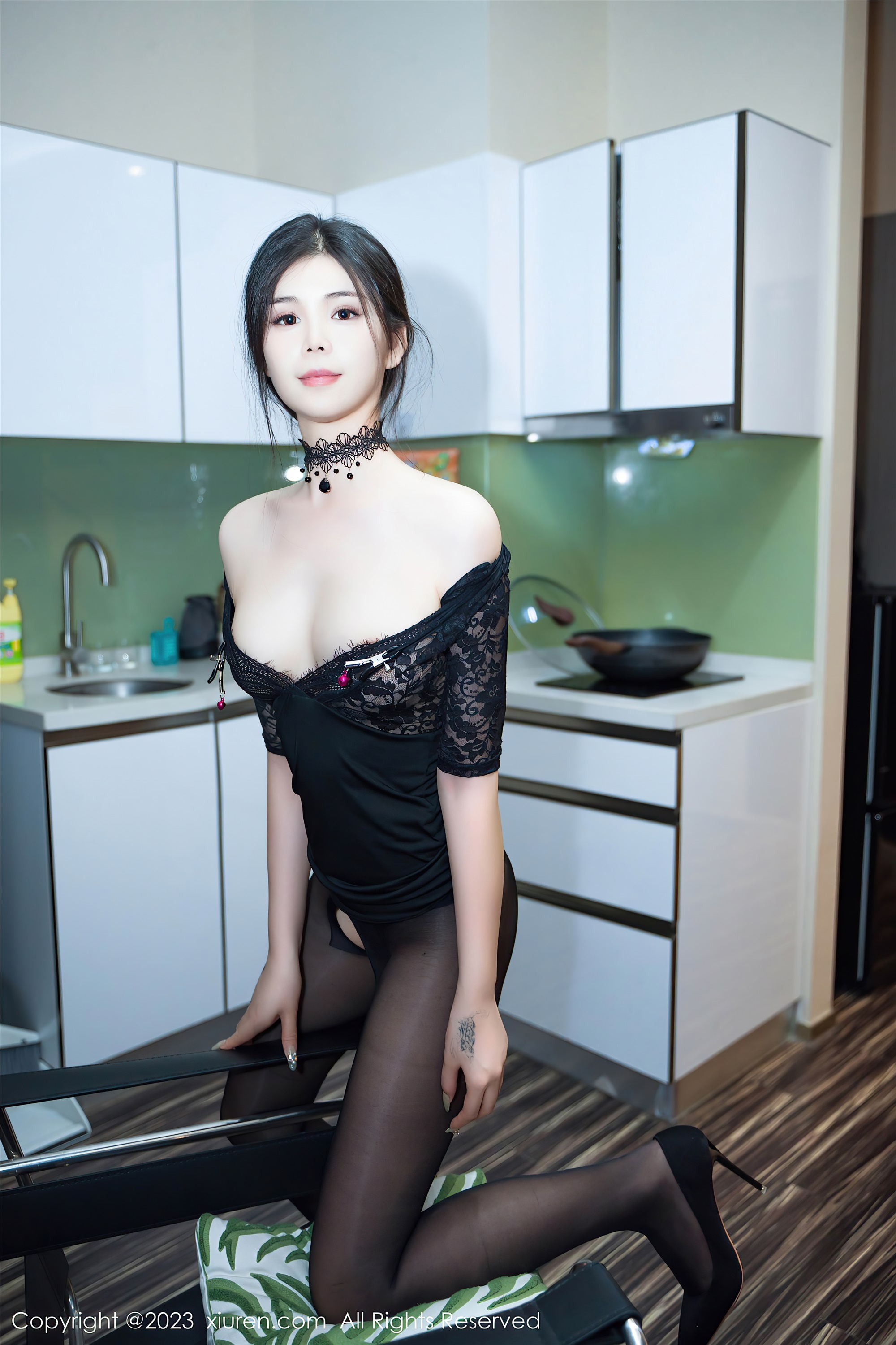 图片[37]-Xiuren秀人网期2023.07.19期N第7098期雪糕CiCi-套图网