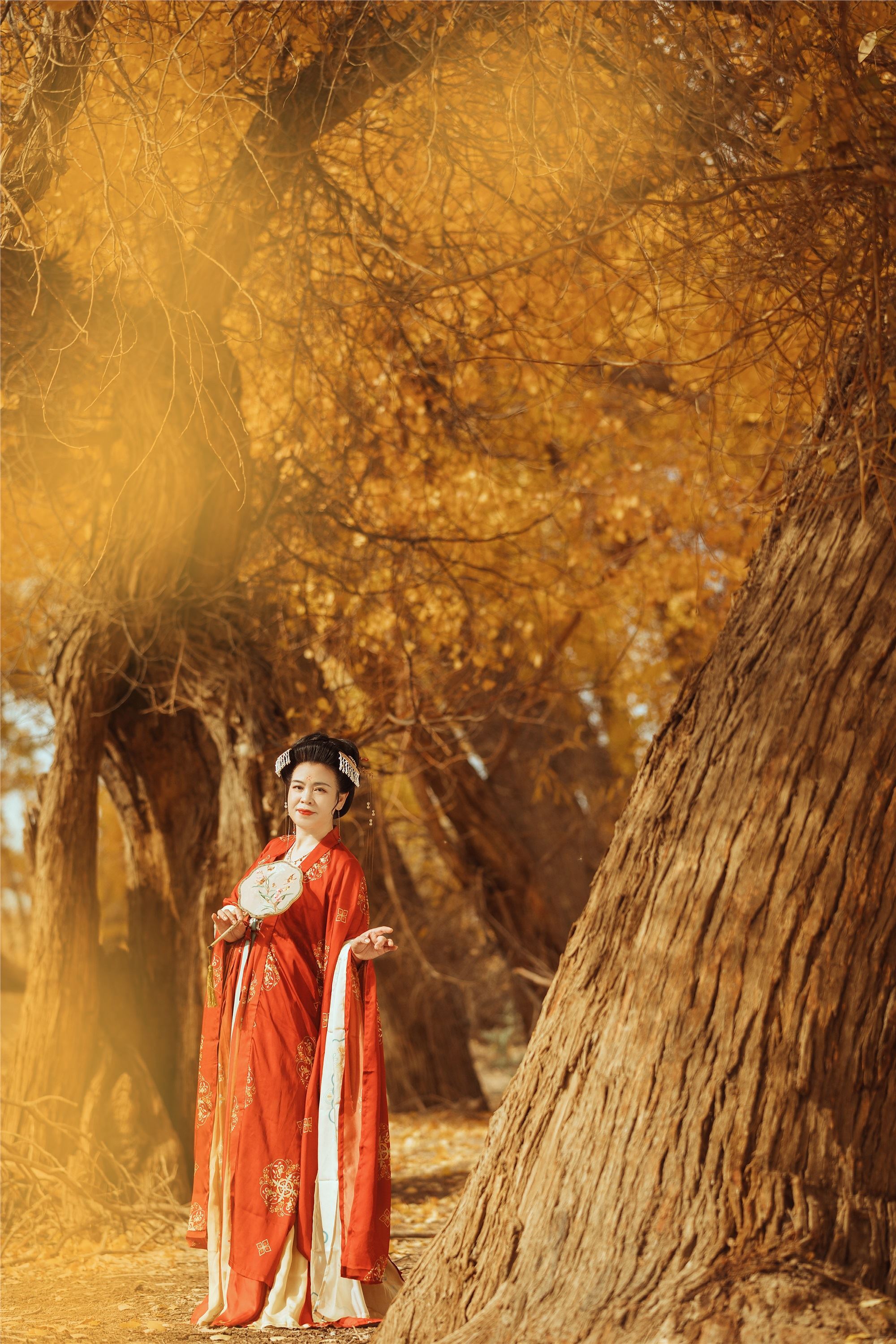 图片[15]-YITUYU艺图语期2021.09.03期岁月不败美人期知秋-秀人网