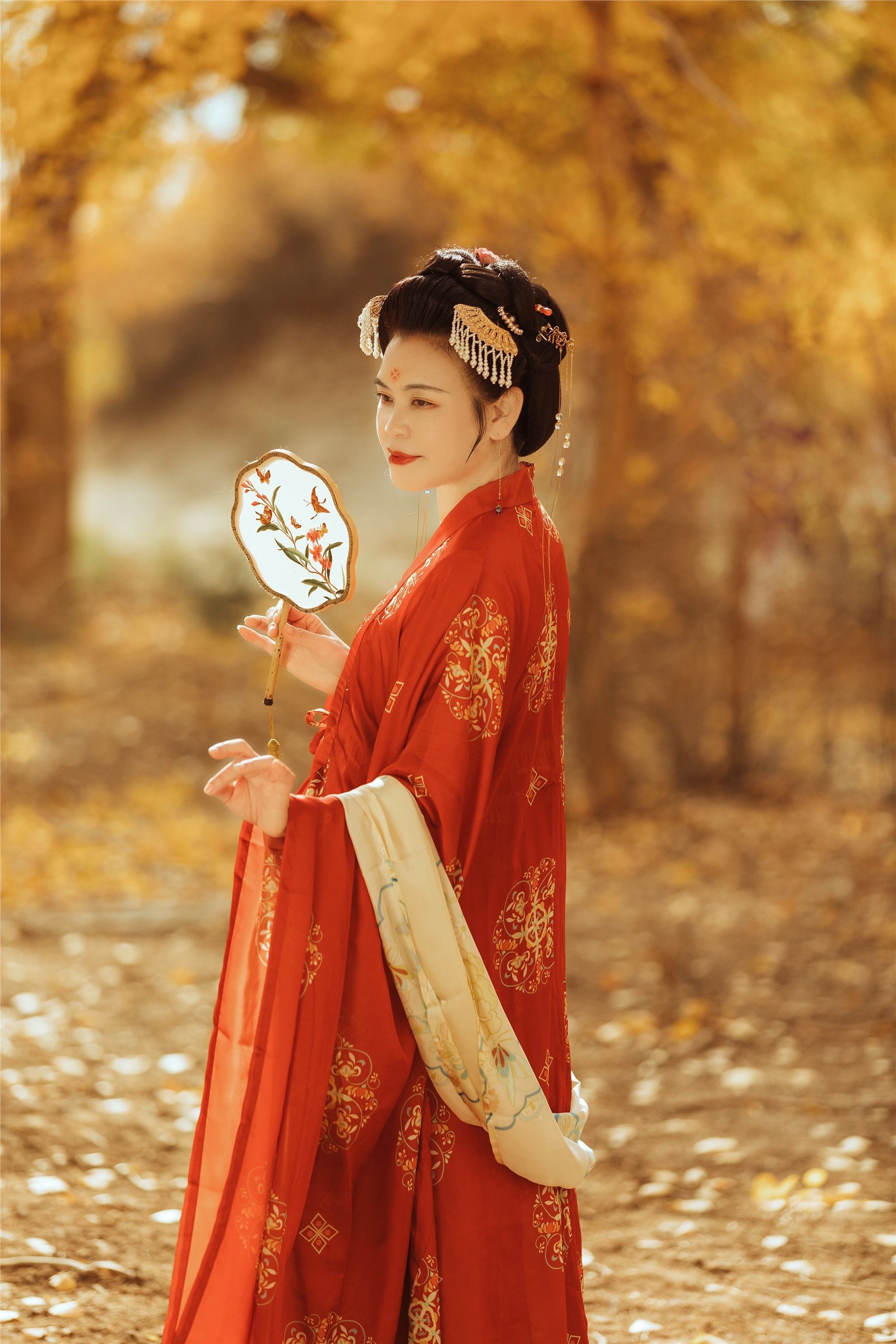 图片[17]-YITUYU艺图语期2021.09.03期岁月不败美人期知秋-秀人网