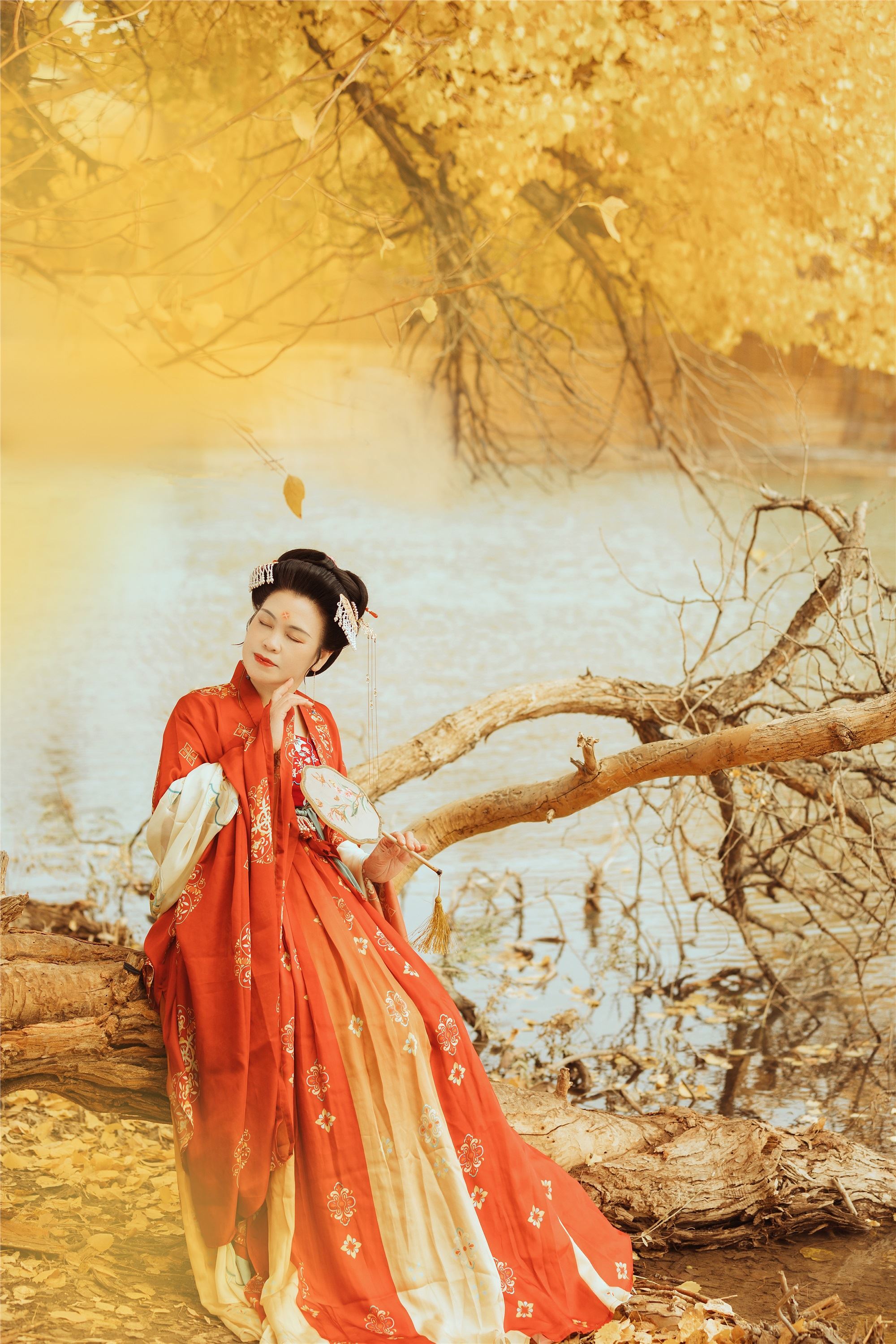 图片[25]-YITUYU艺图语期2021.09.03期岁月不败美人期知秋-秀人网