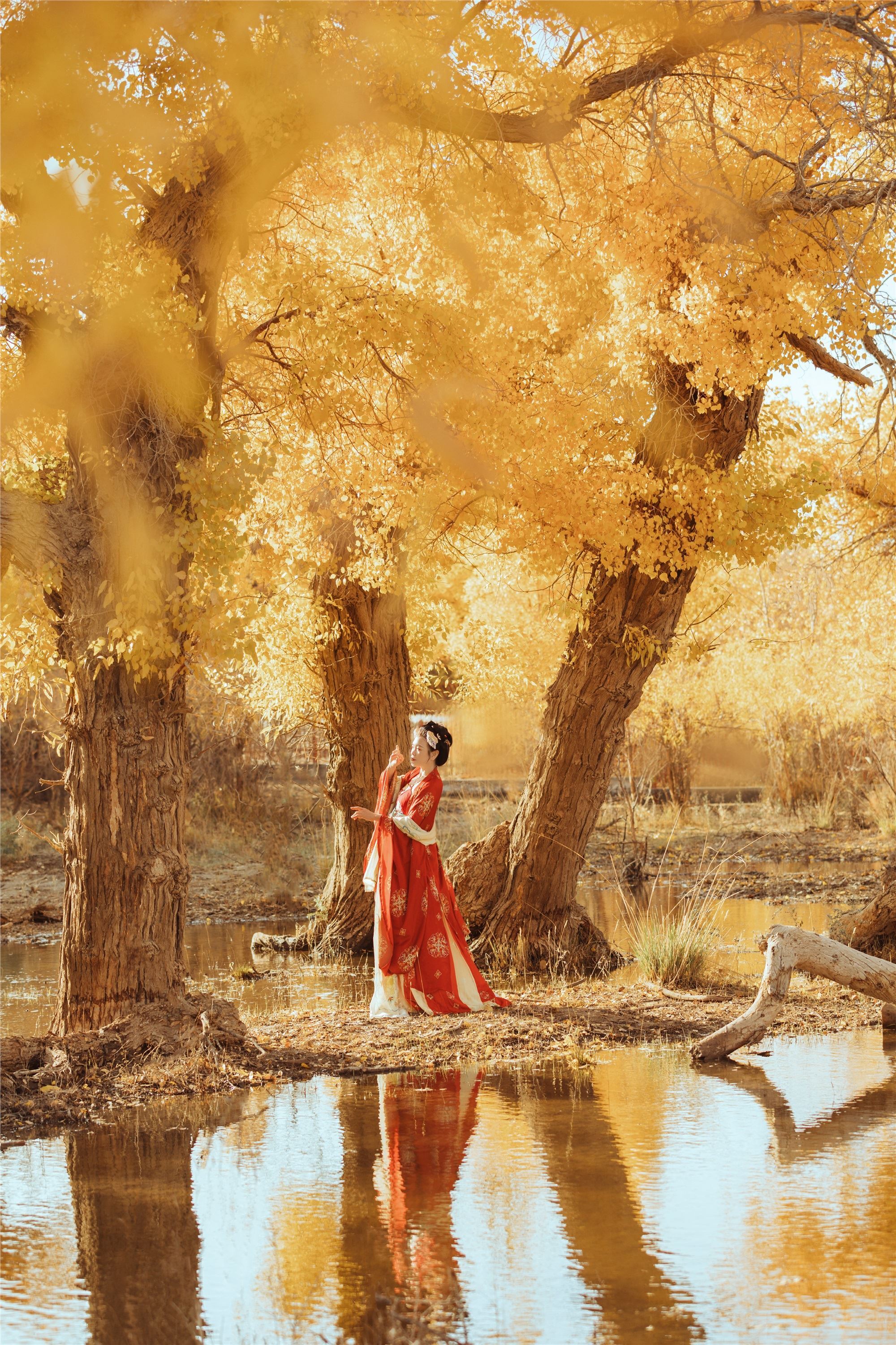 图片[32]-YITUYU艺图语期2021.09.03期岁月不败美人期知秋-秀人网