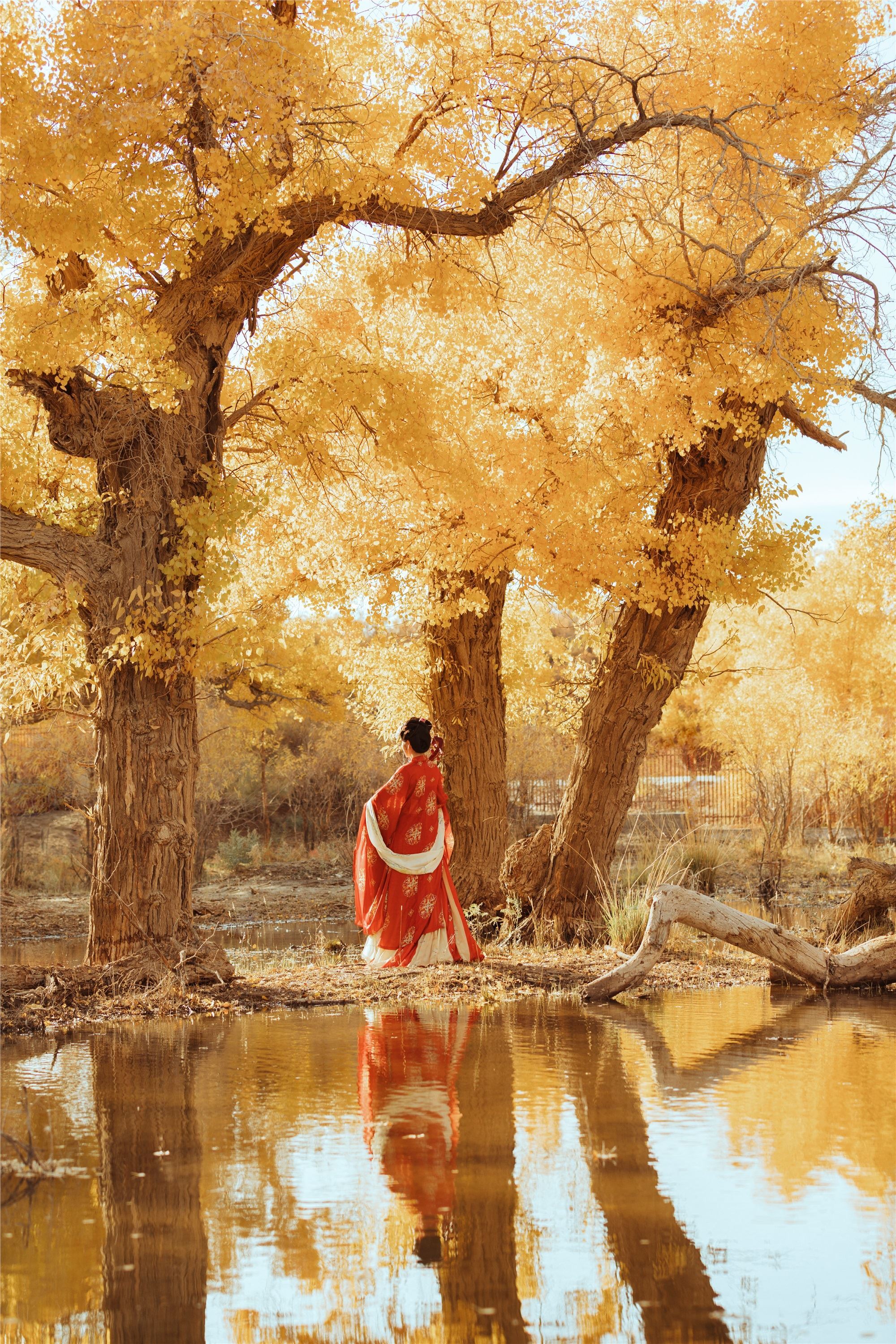 图片[33]-YITUYU艺图语期2021.09.03期岁月不败美人期知秋-秀人网