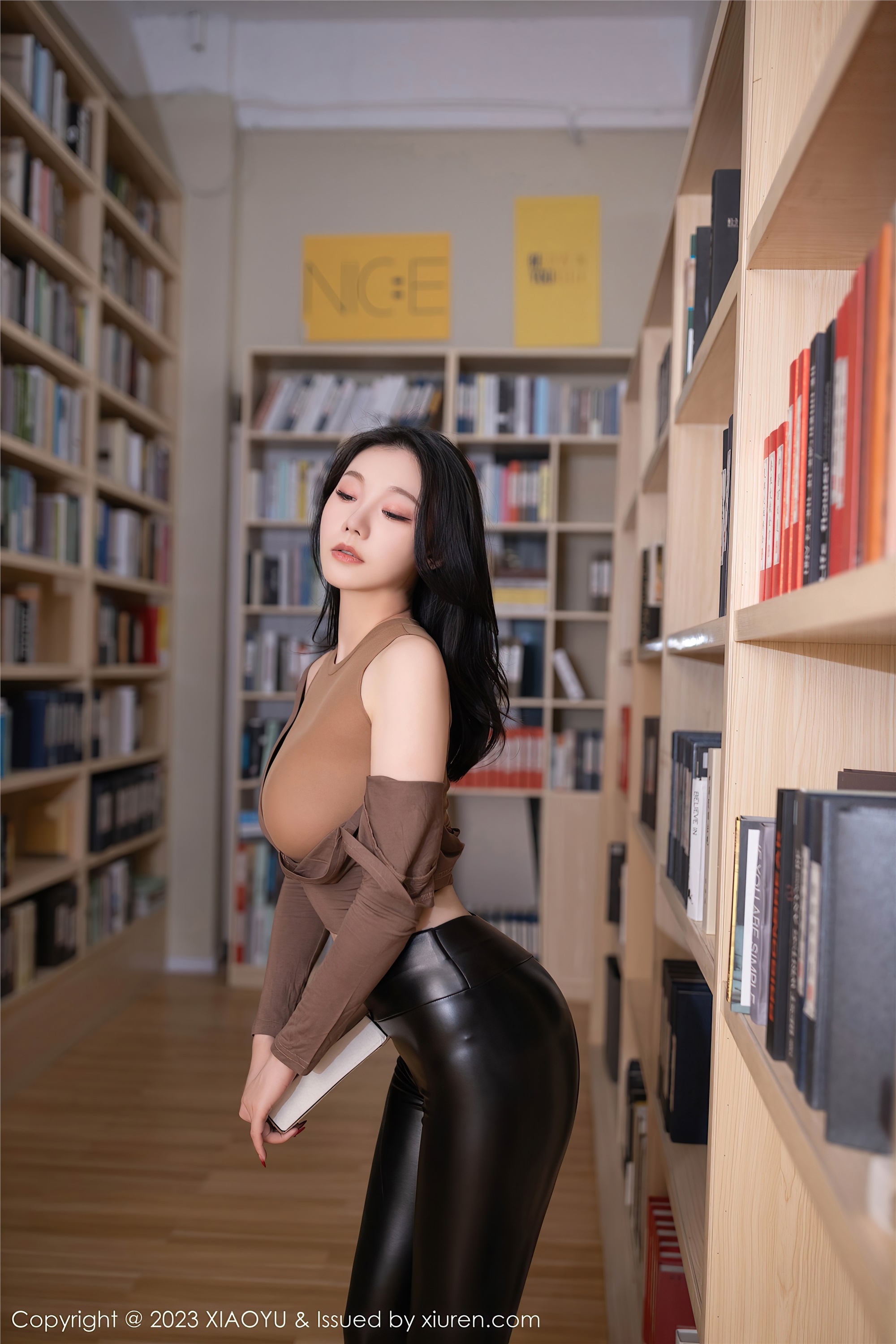 图片[7]-Xiuren秀人网期2023.07.25期N第7133期安然anran-秀人网