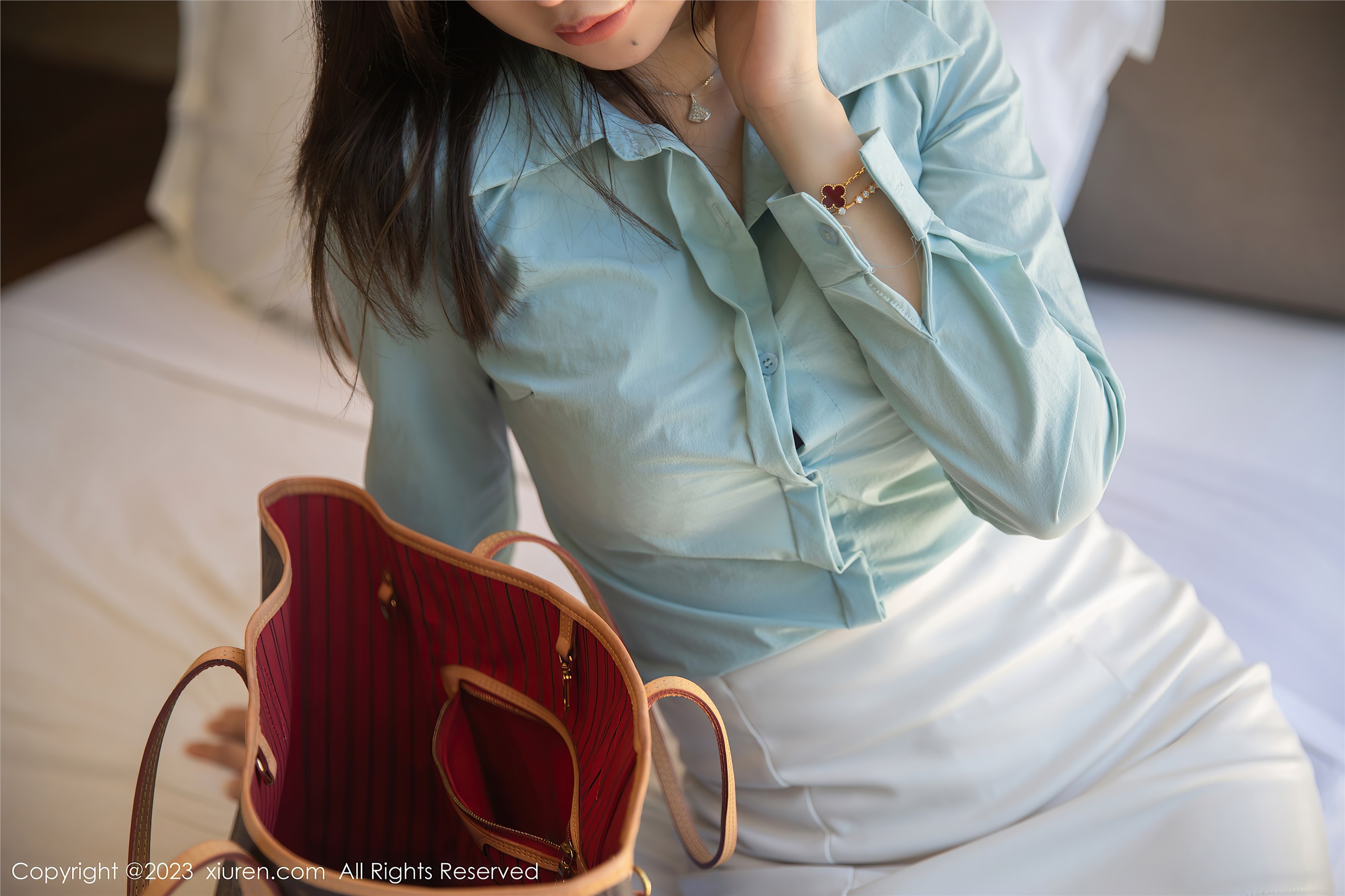 图片[3]-Xiuren秀人网期2023.07.28期N第7152期绮里嘉ula-秀人网