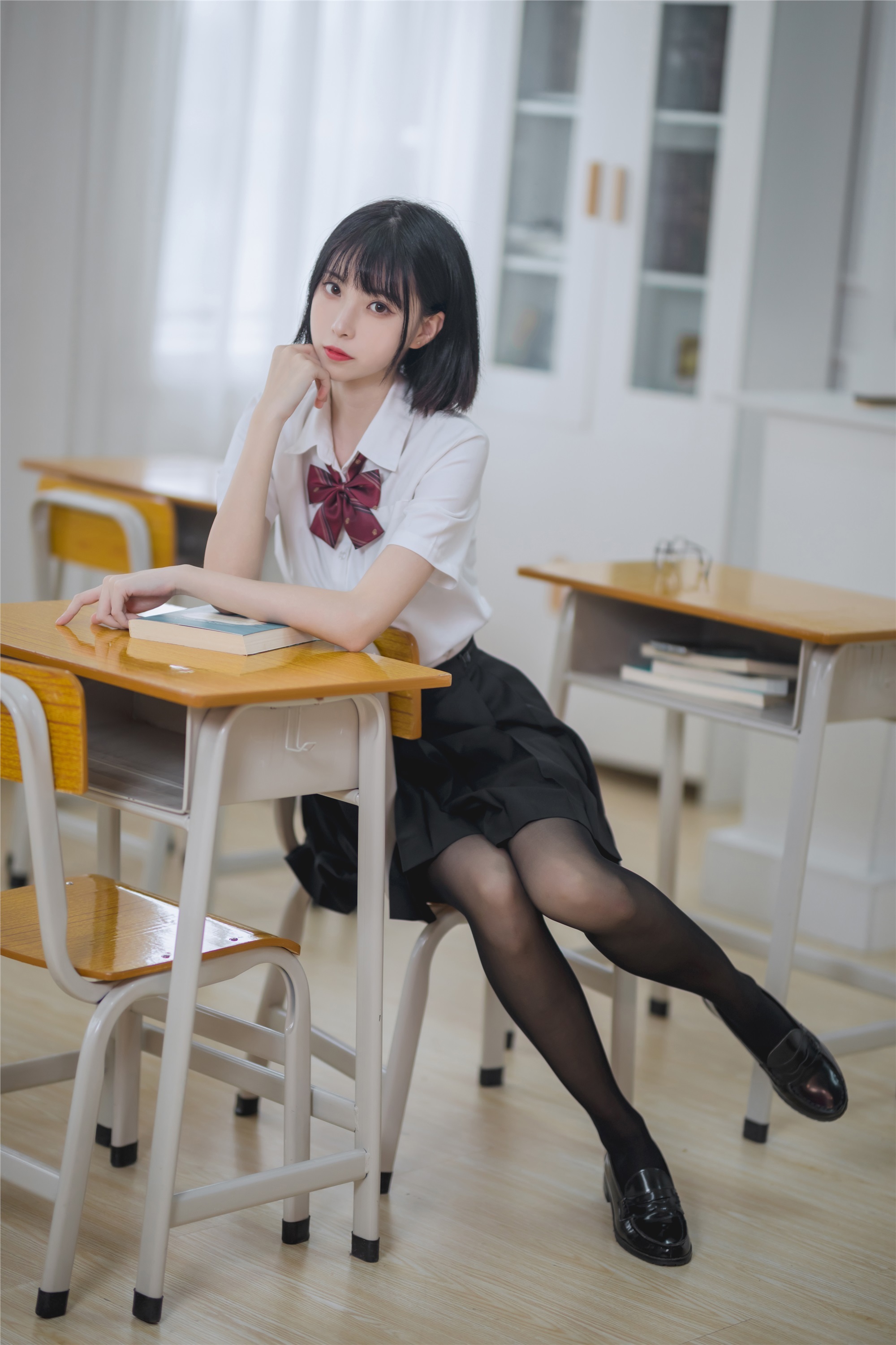 图片[14]-许岚LAN期-期N第003期教室JK黑丝-秀人网