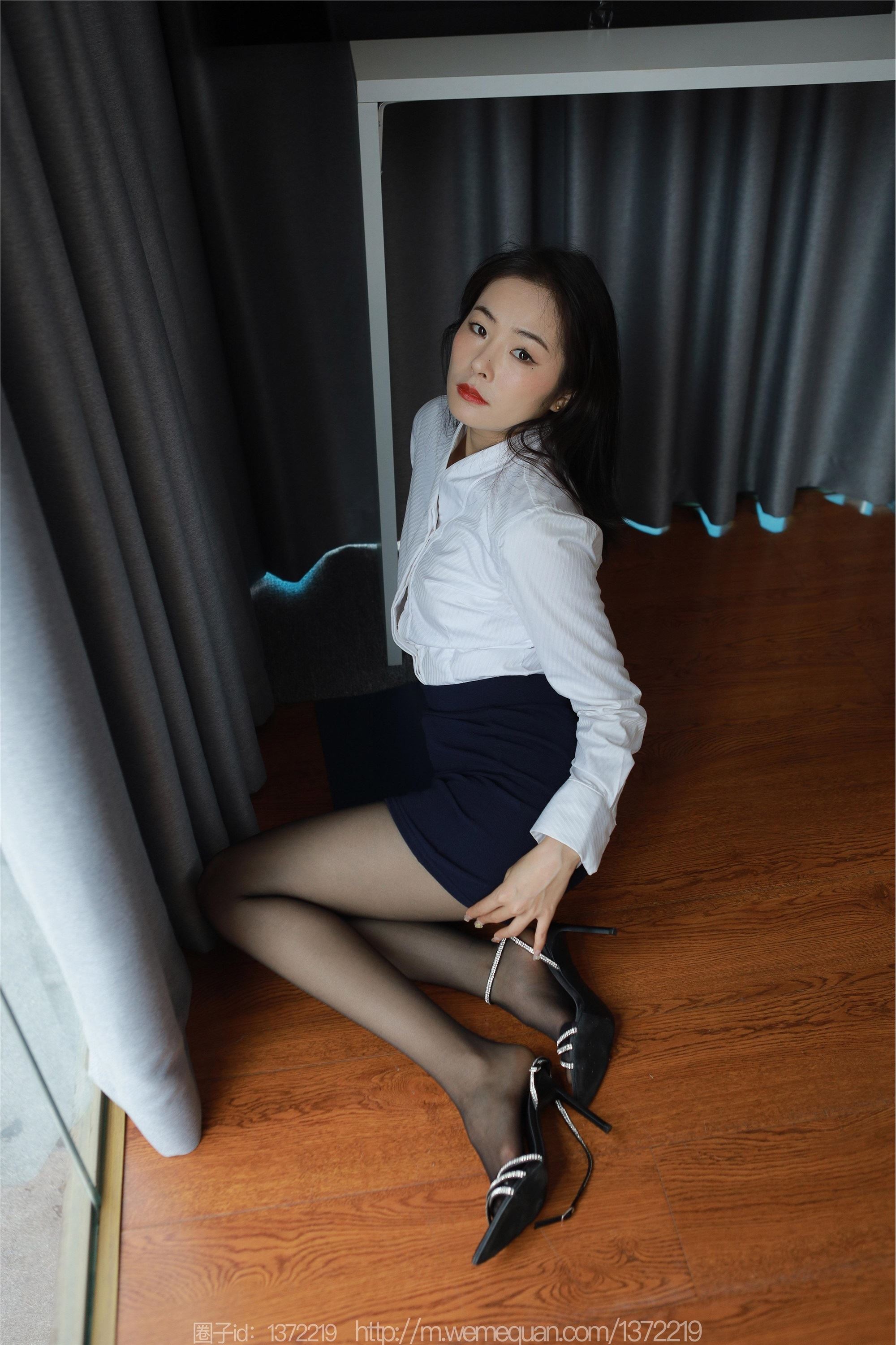 图片[28]-IESS异思趣向期期2023.03.15期丝享家期1391期小金《落地窗制服》-秀人网