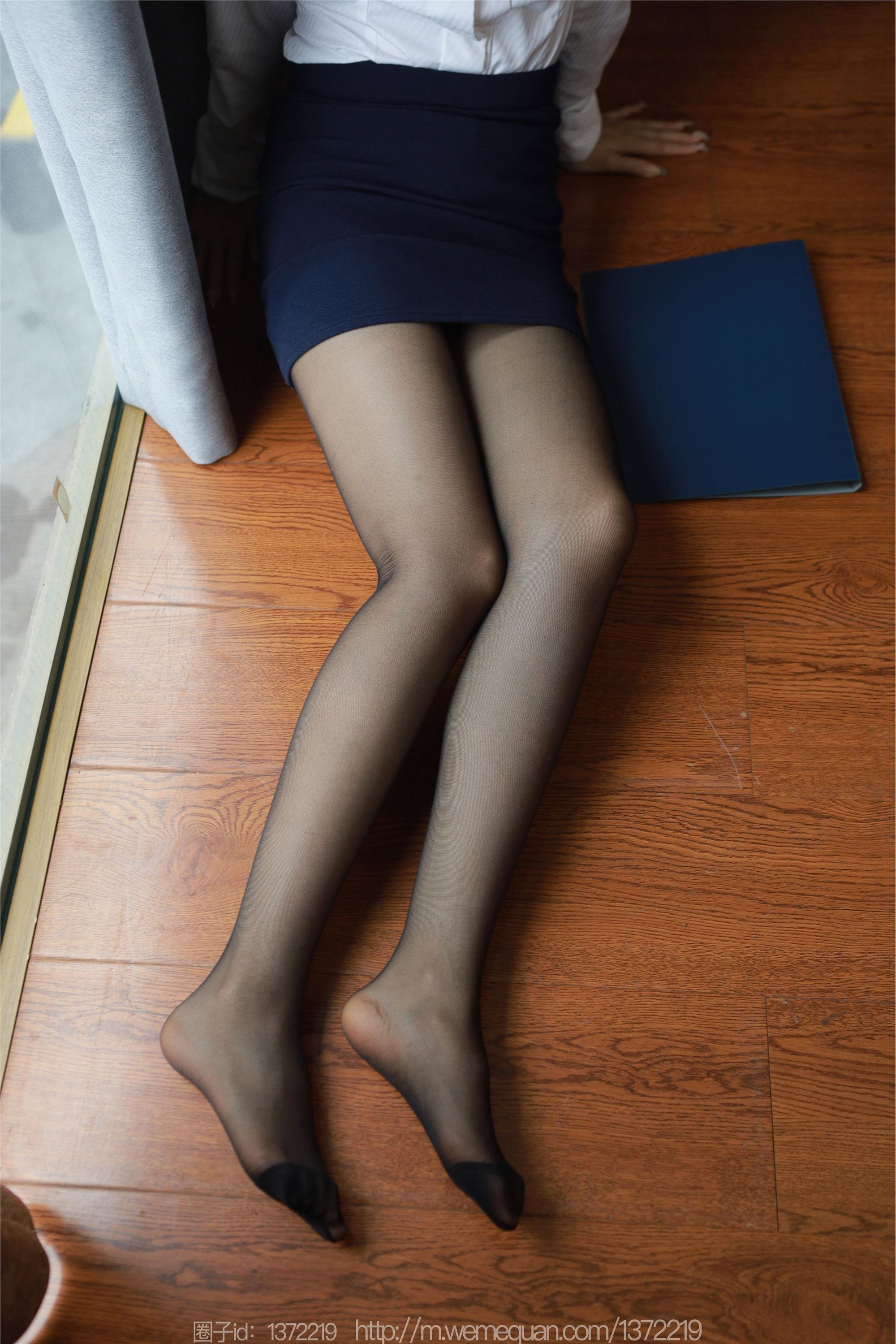 图片[38]-IESS异思趣向期期2023.03.15期丝享家期1391期小金《落地窗制服》-秀人网