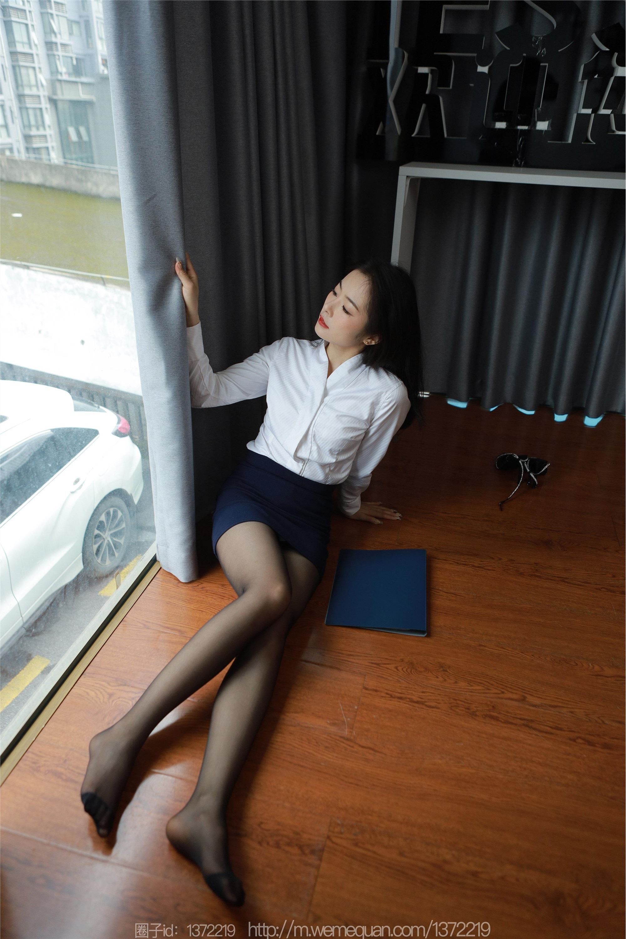 图片[41]-IESS异思趣向期期2023.03.15期丝享家期1391期小金《落地窗制服》-秀人网