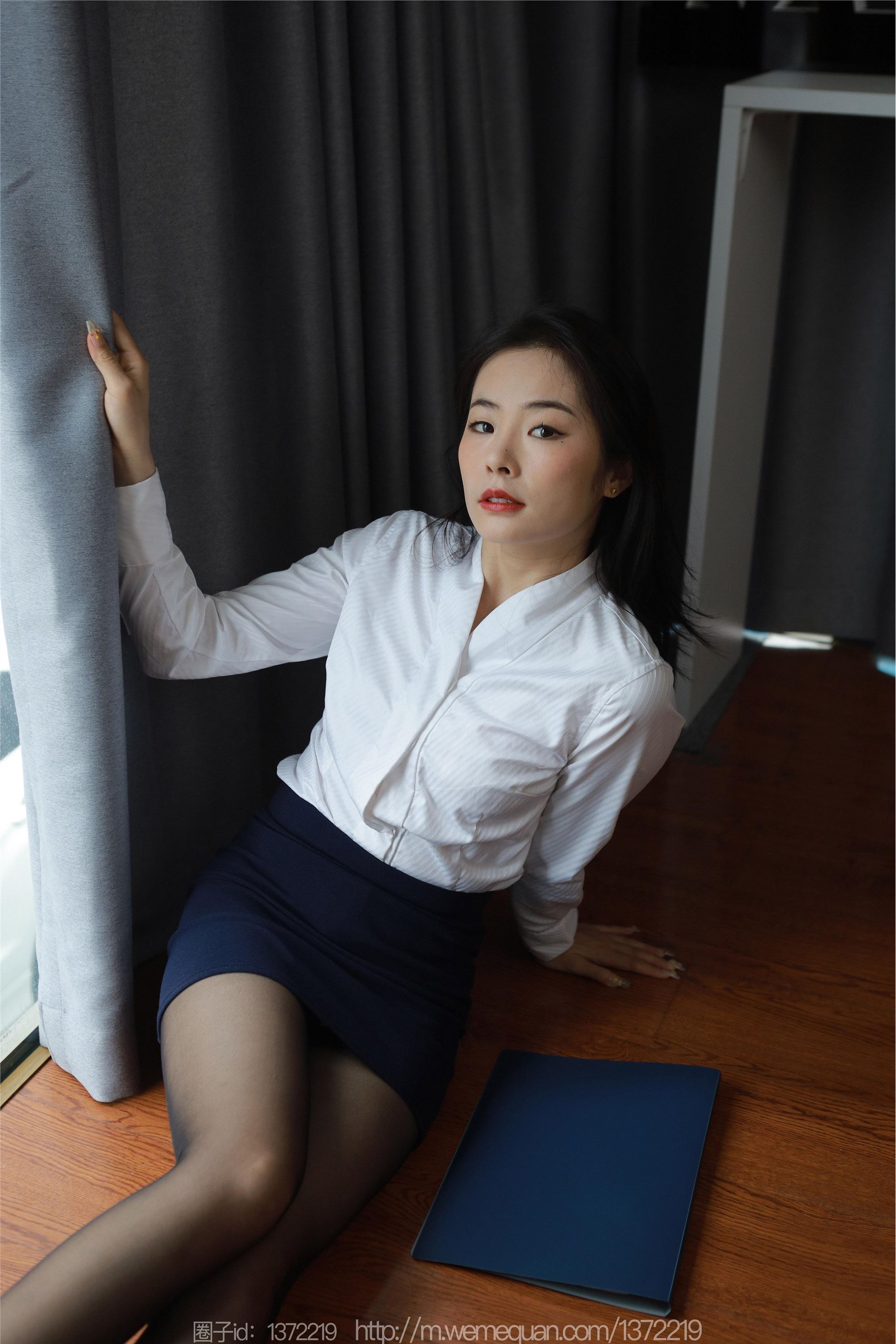 图片[42]-IESS异思趣向期期2023.03.15期丝享家期1391期小金《落地窗制服》-秀人网