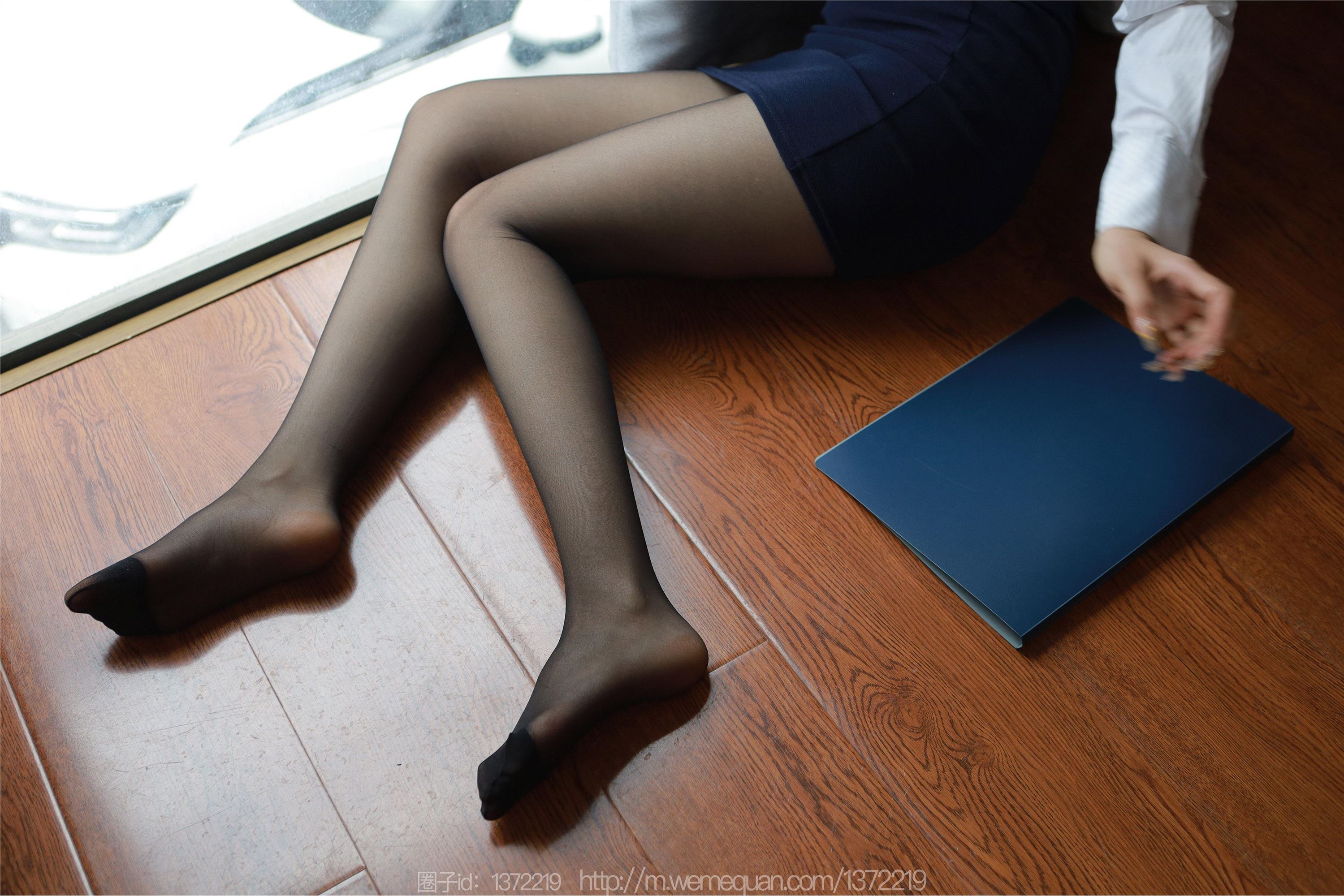 图片[45]-IESS异思趣向期期2023.03.15期丝享家期1391期小金《落地窗制服》-秀人网