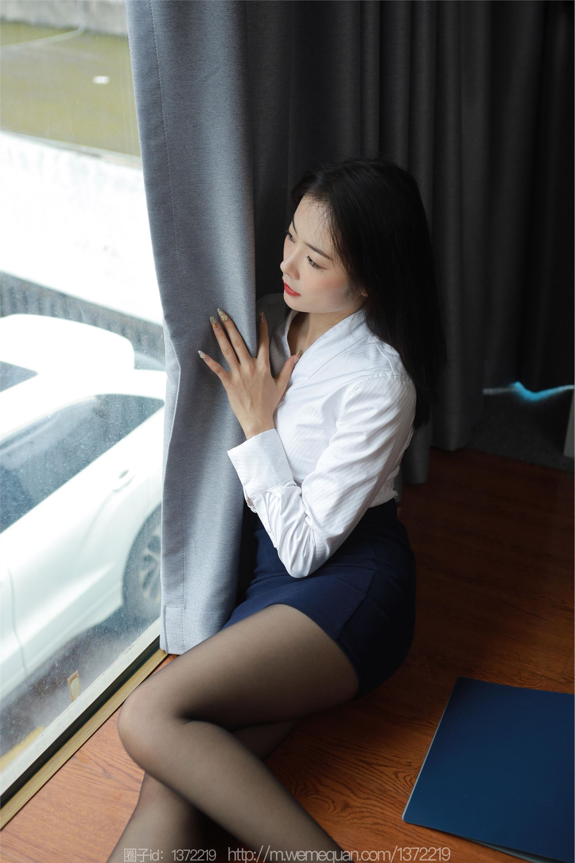 图片[46]-IESS异思趣向期期2023.03.15期丝享家期1391期小金《落地窗制服》-秀人网