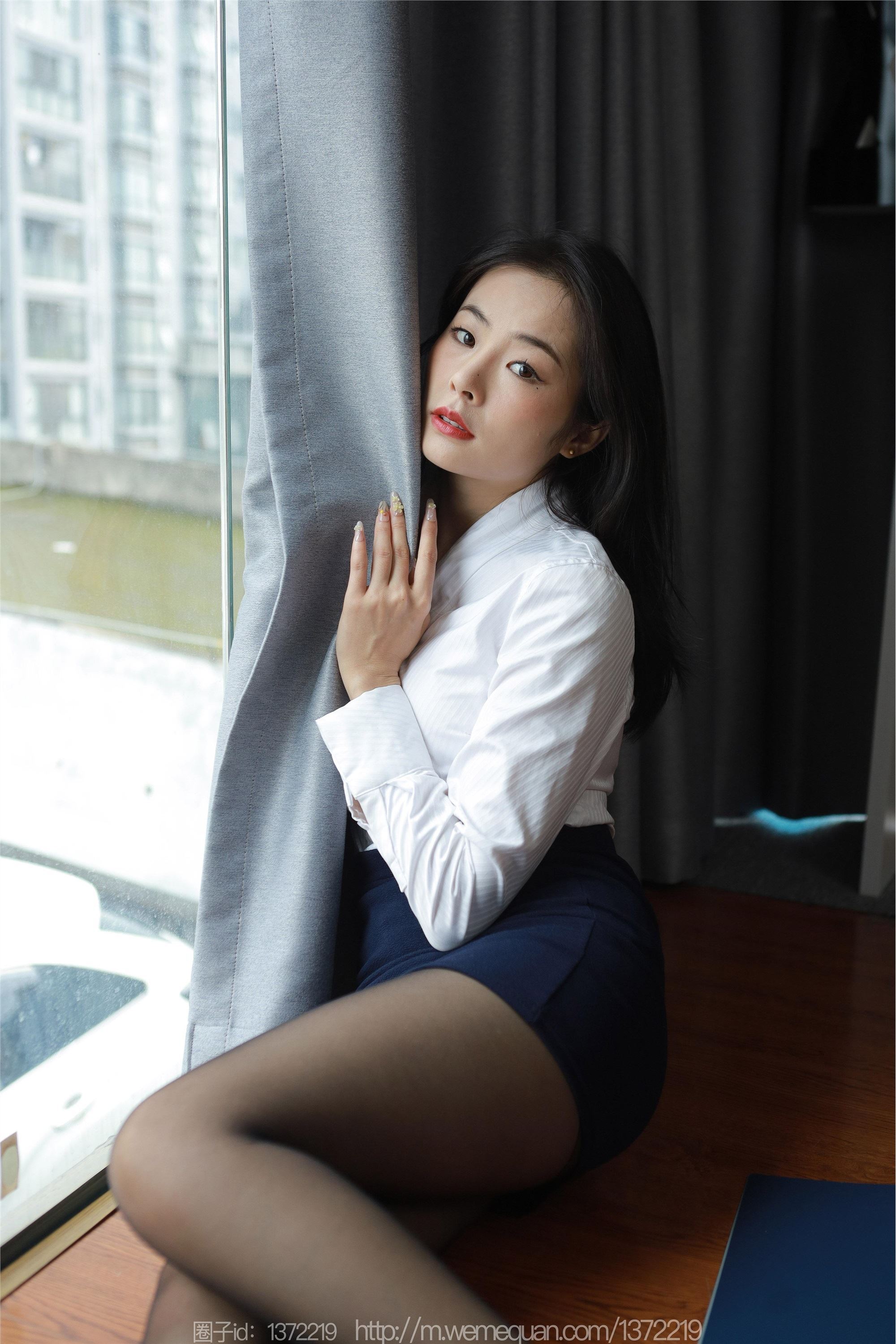 图片[47]-IESS异思趣向期期2023.03.15期丝享家期1391期小金《落地窗制服》-秀人网